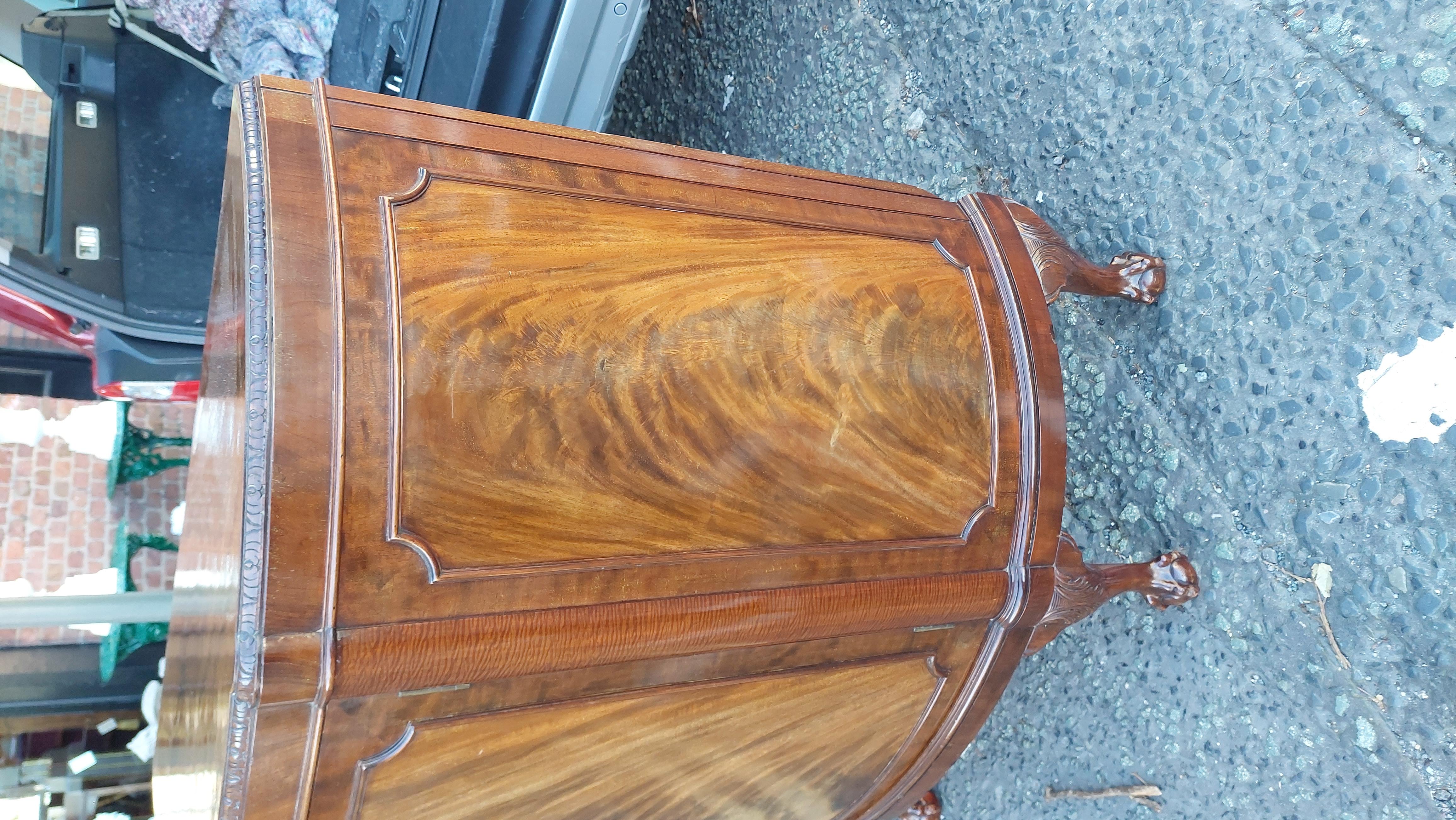 Early 20thC Mahogany Bowfront Sideboard Drinks Cabinet For Sale 1