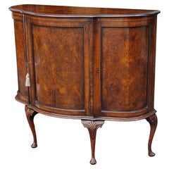 Early 20thC Mahogany Queen Anne Style Serpentine Drinks Cocktail Cabinet