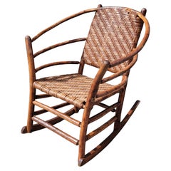 Début du 20e siècle Fauteuil à bascule en vieil hickory