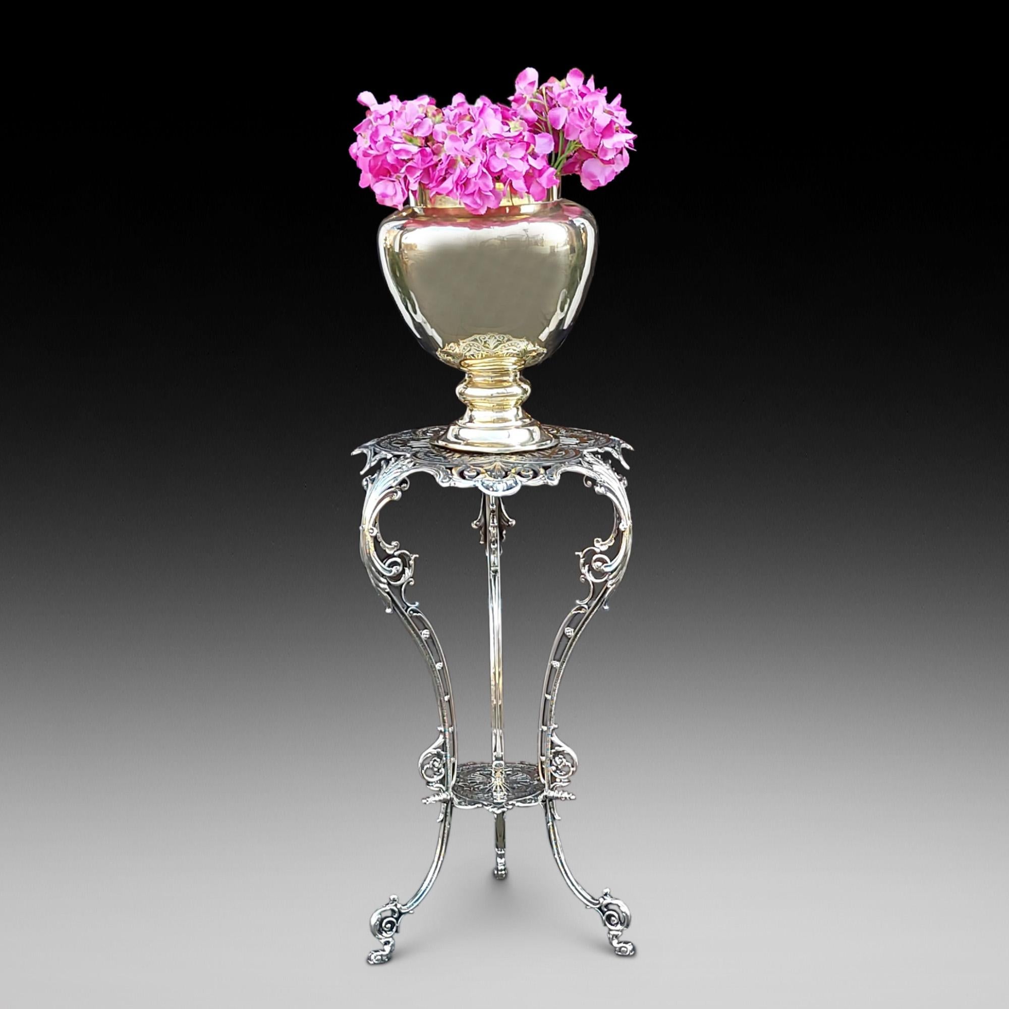 Early 20thC Ornate Cast Brass Plant Stand of Filigree Foliate Form - 17