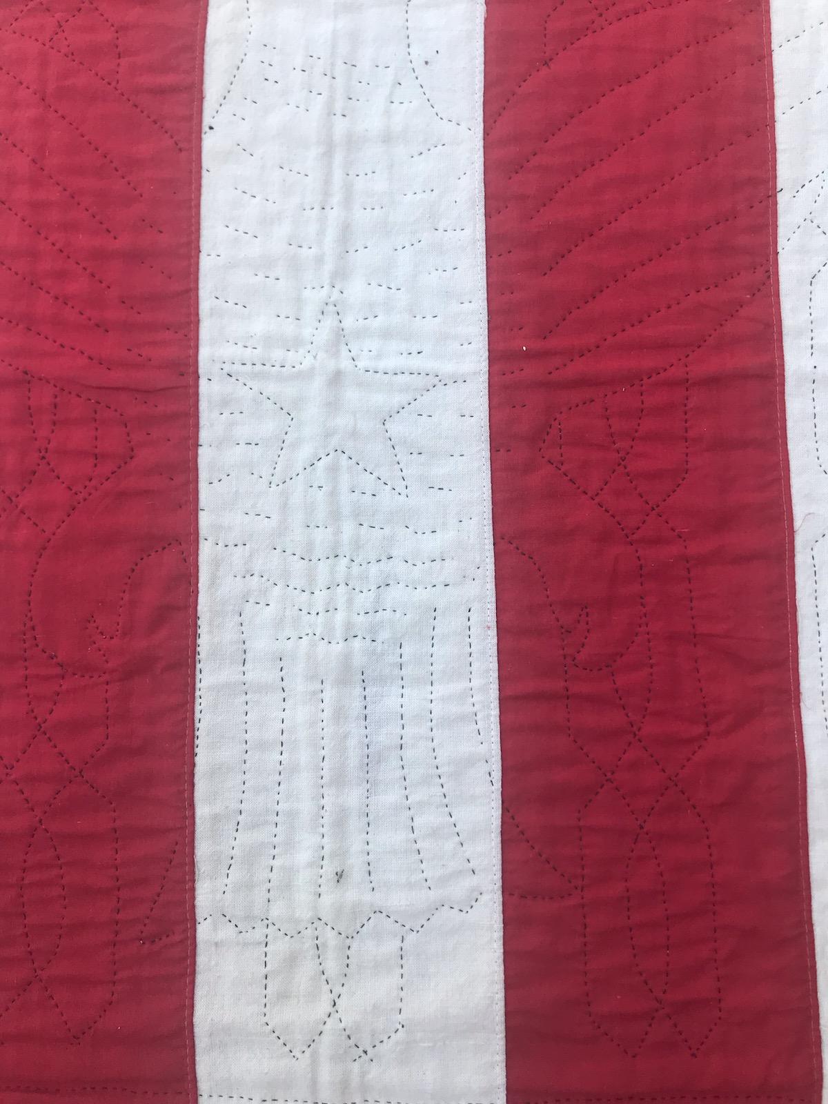 Early 20th Century Patriotic Eagle Crib Quilt In Good Condition In Los Angeles, CA