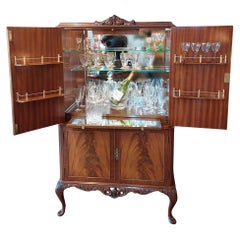 Early 20thC Queen Anne Style Mahogany Cocktail Cabinet
