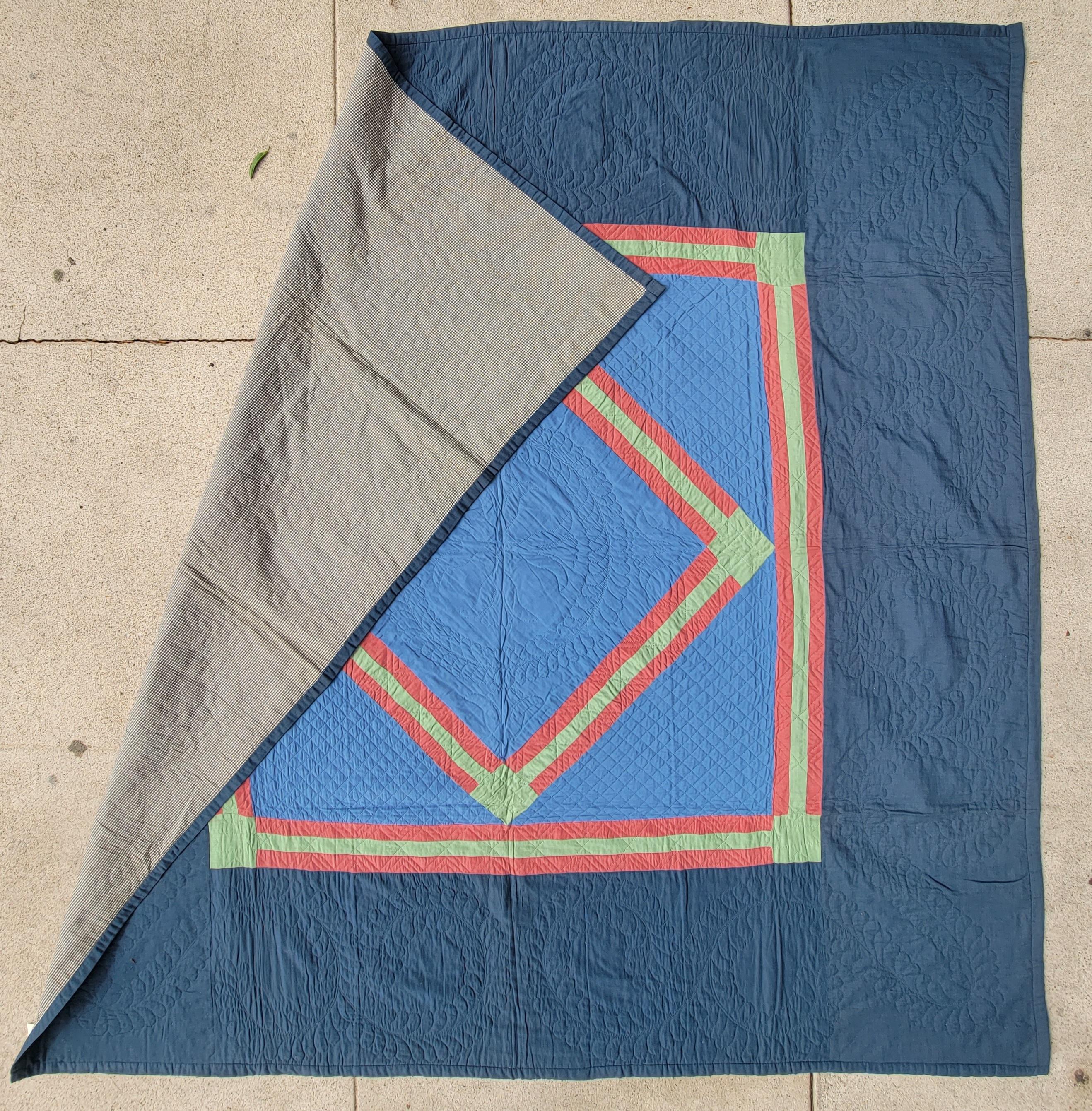 Early 20Thc Rare Wool Diamond in a Square Quilt from Pa. In Good Condition For Sale In Los Angeles, CA