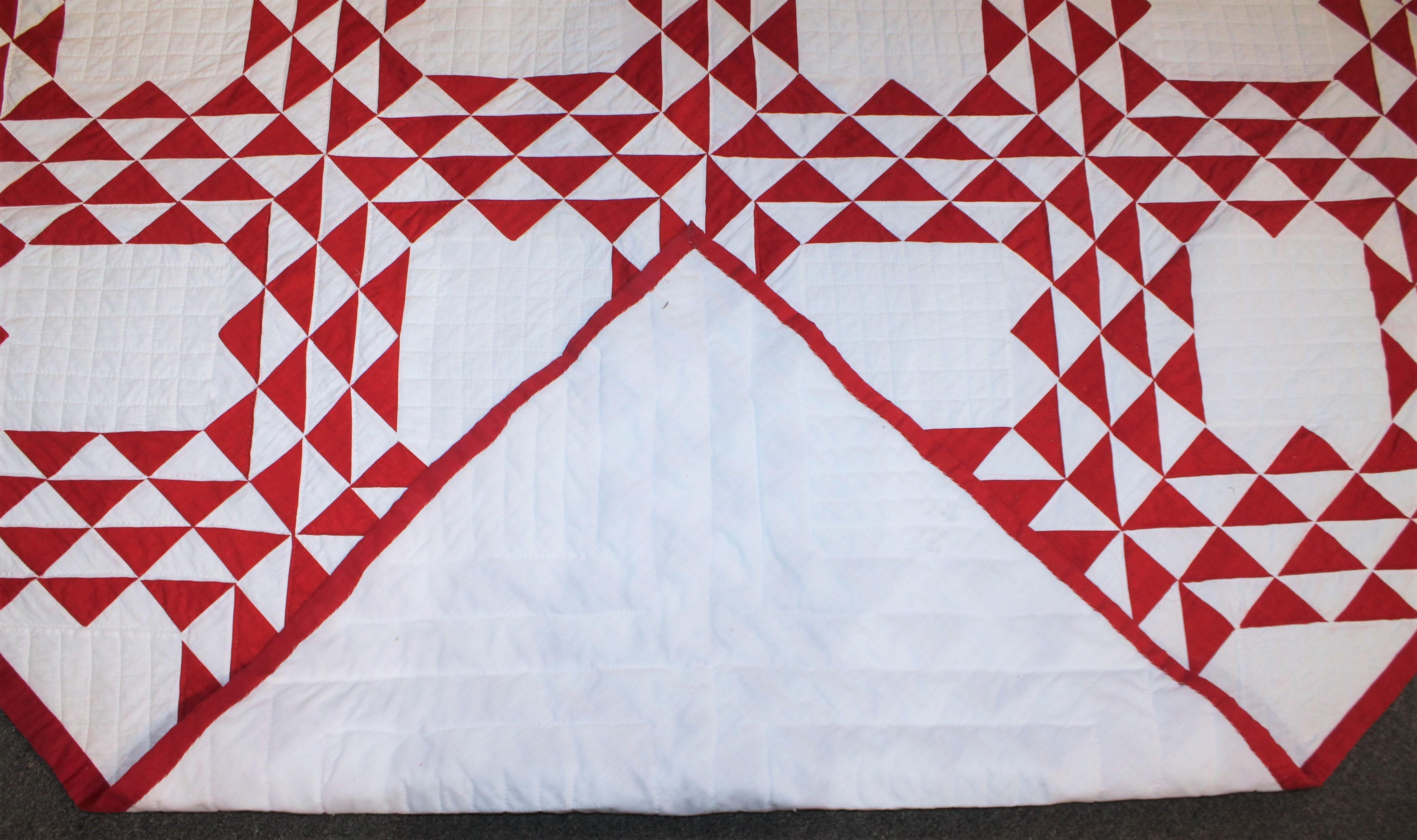 Early 20th Century Red and White Ocean Waves Quilt 1