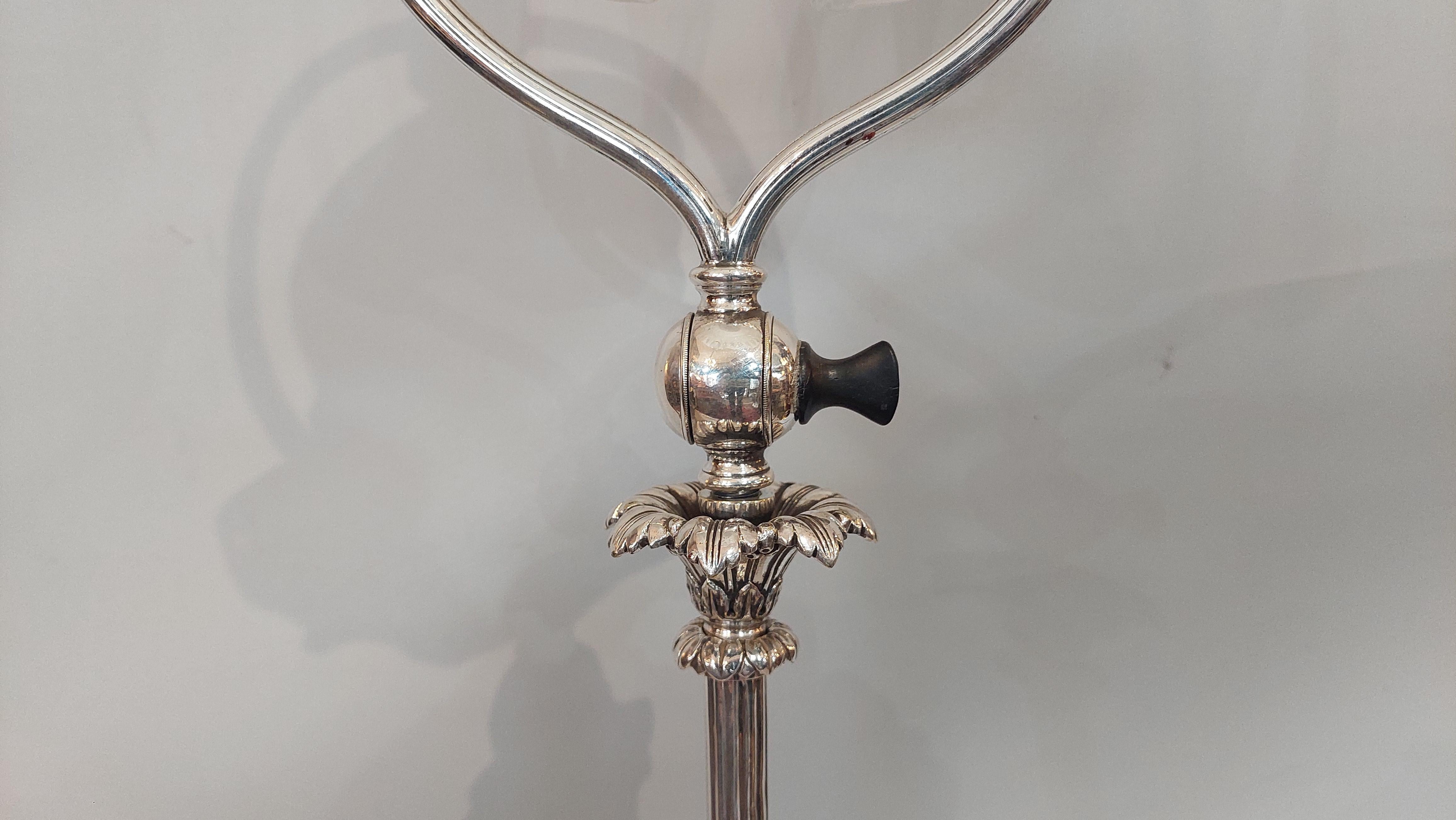 Lámpara eléctrica estilo Farraday & Son de principios del siglo XX con placa de plata Chapado en plata en venta