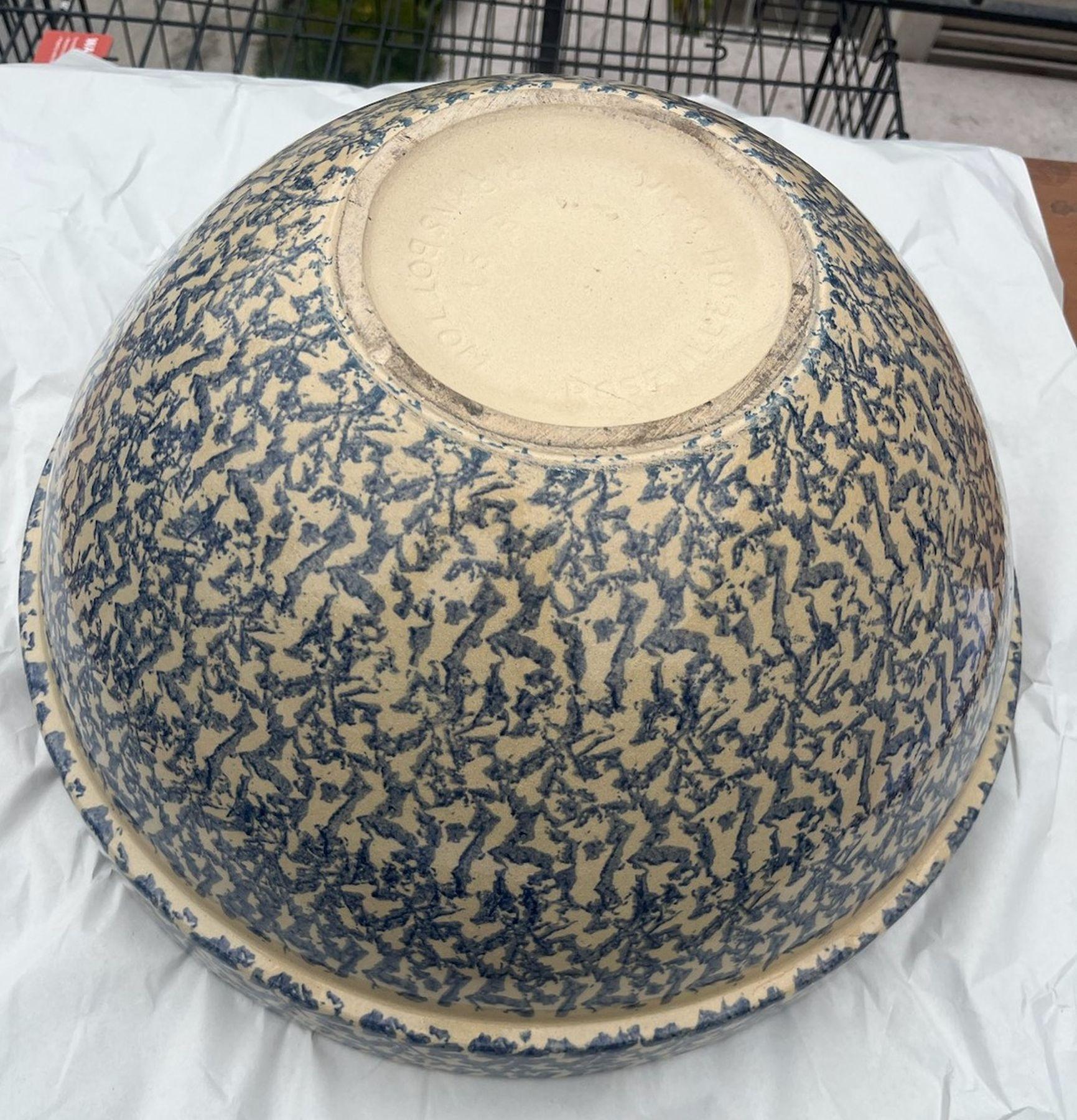 American Early 20Thc Sponge Ware Batter Bowl