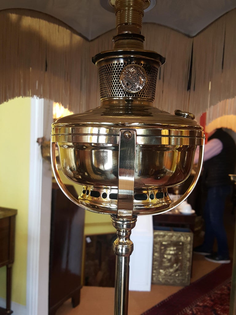 Early 20th Century Steel and Brass Standard Aladdin Oil Lamp For Sale at 1stDibs