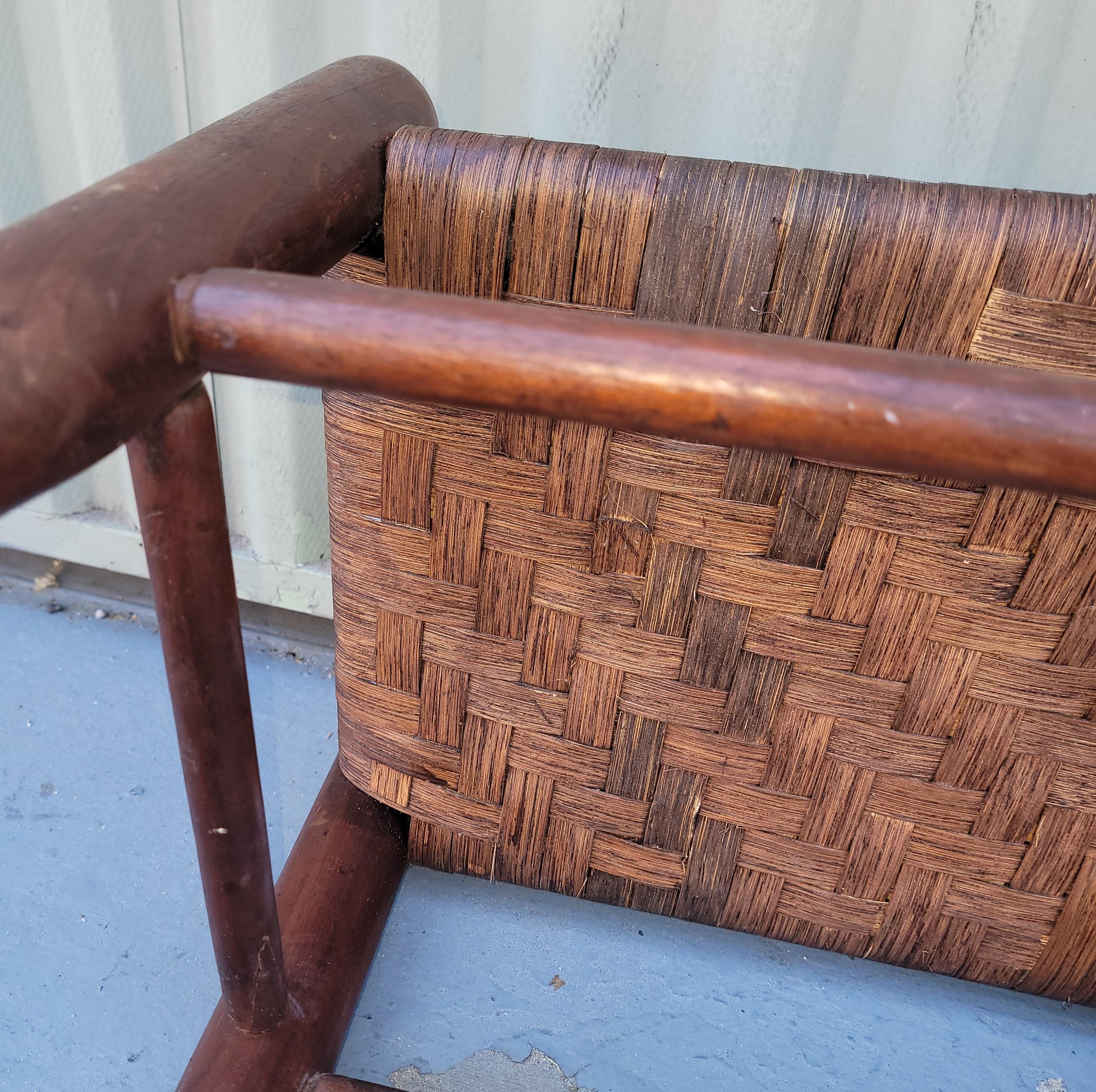 Taburete de pie de nogal de principios del siglo XX Adirondack en venta