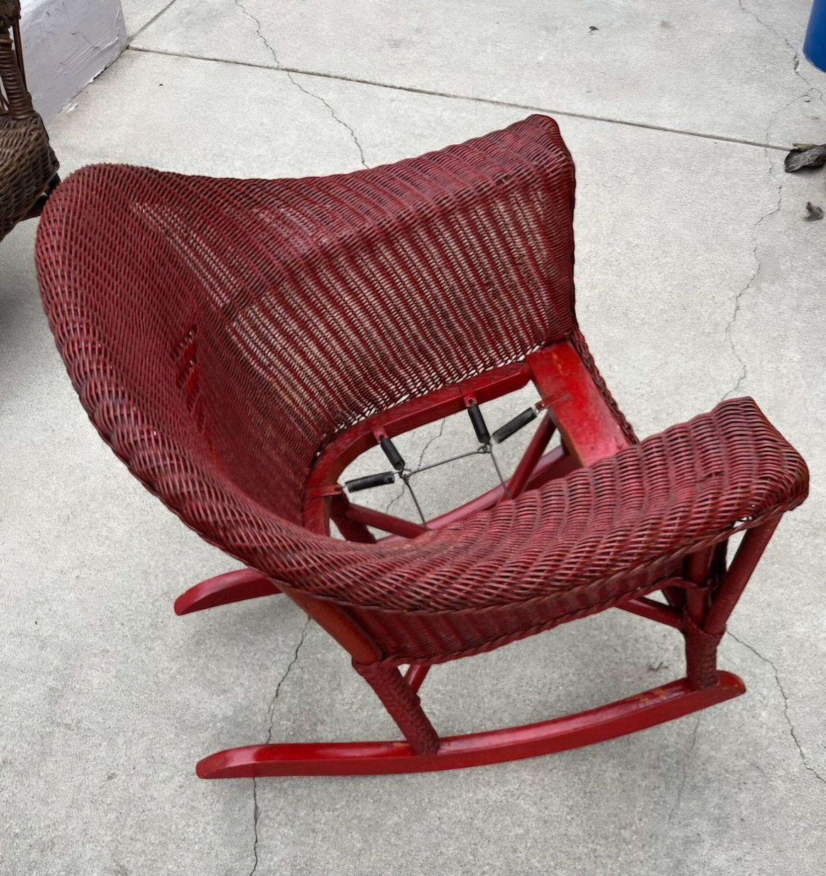 Early 20thc Wicker Bar Harbor Childs Rocking Chair In Good Condition In Los Angeles, CA