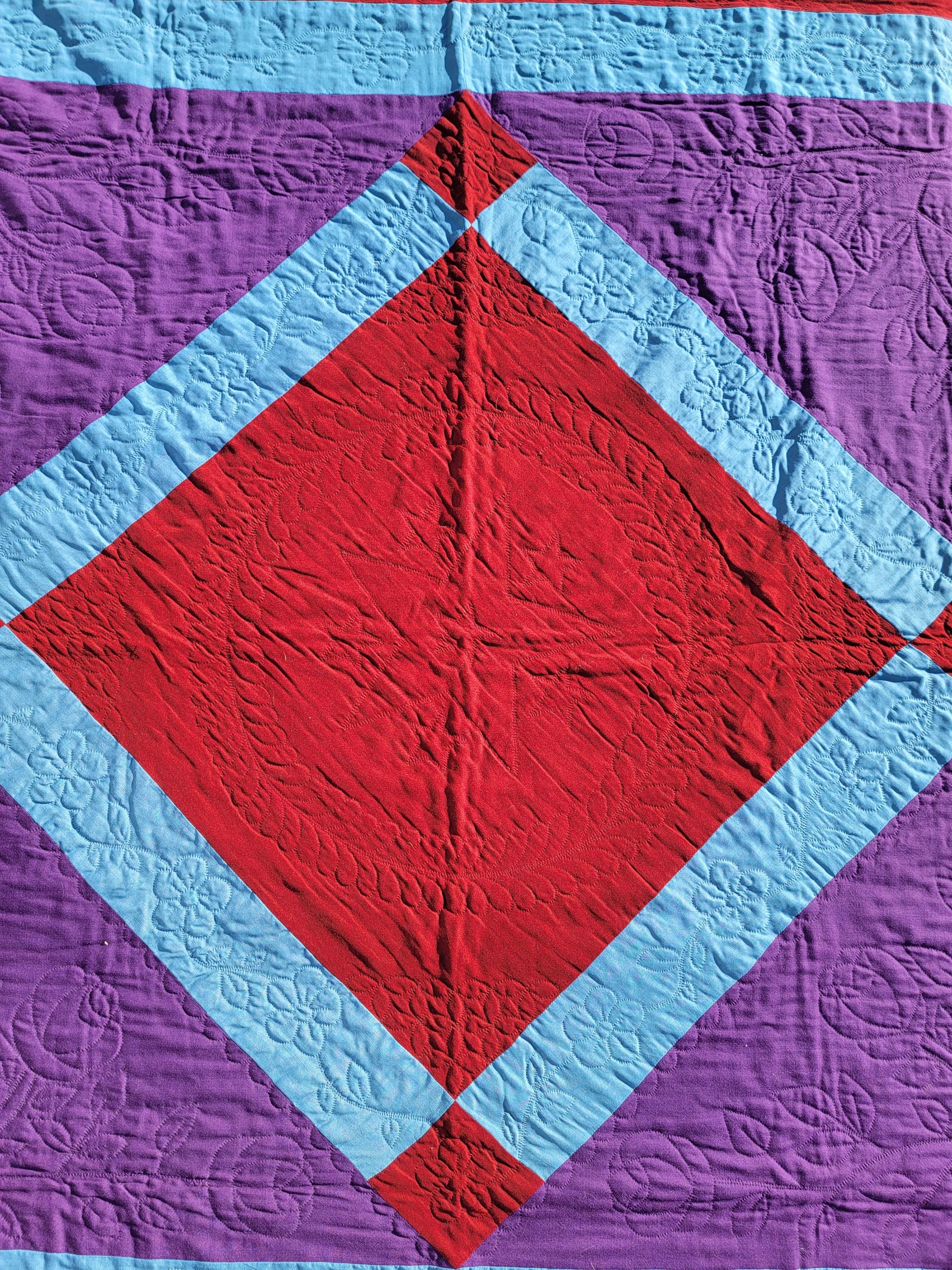 Early 20Thc Wool Amish Diamond In Square In Good Condition For Sale In Los Angeles, CA