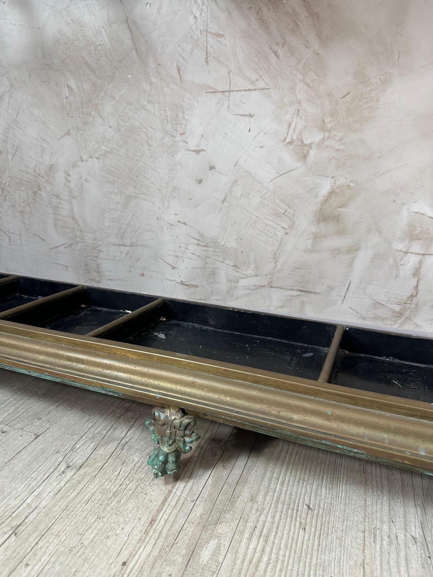 Appendiabiti francese in ottone e specchio dei primi anni '20, 1900 in vendita 1