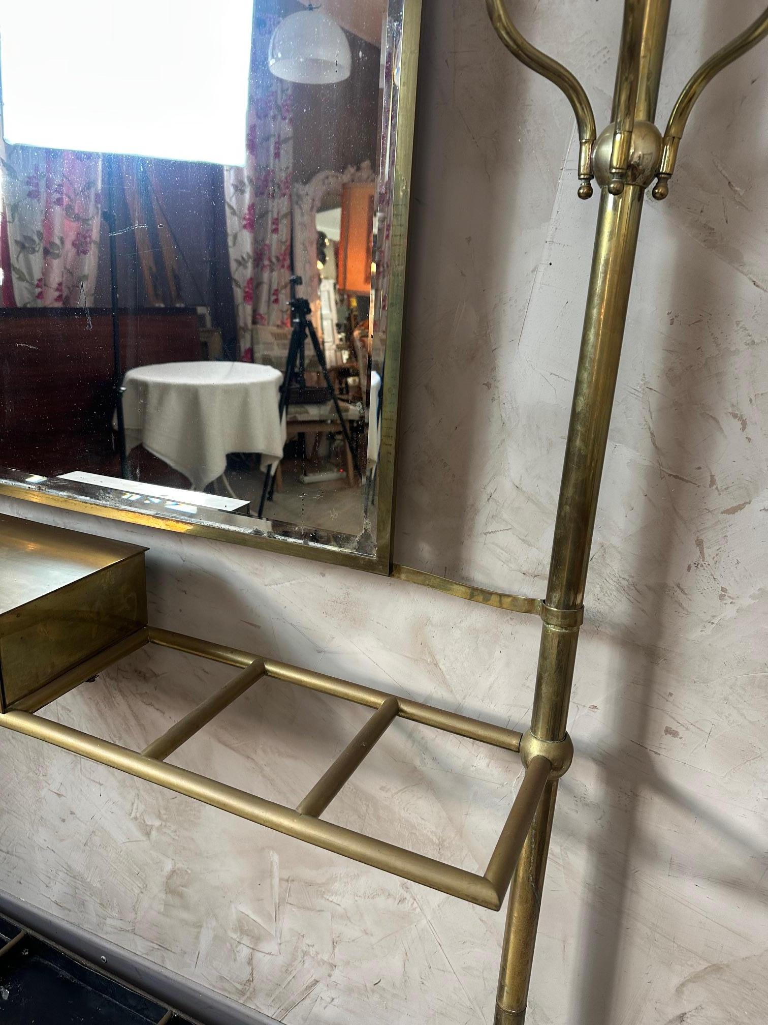 Appendiabiti francese in ottone e specchio dei primi anni '20, 1900 in vendita 2