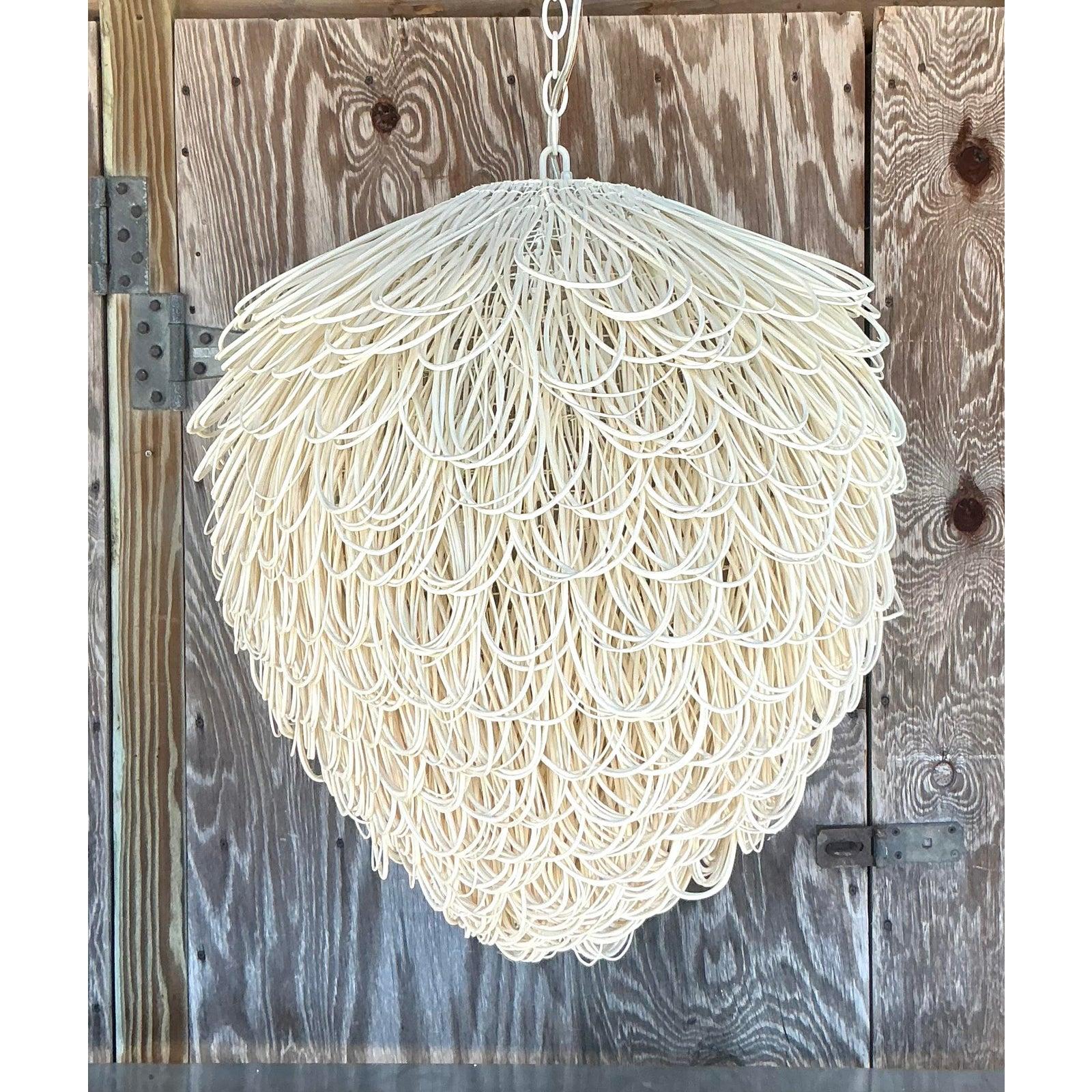 XXIe siècle et contemporain Lustre Boho Finley Looped Rattan du début du 21e siècle d'après Arteriors en vente