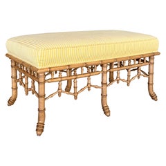 Début du 21ème siècle Chinoiserie Regency Schumacher Faux Bamboo Upholstered Bench