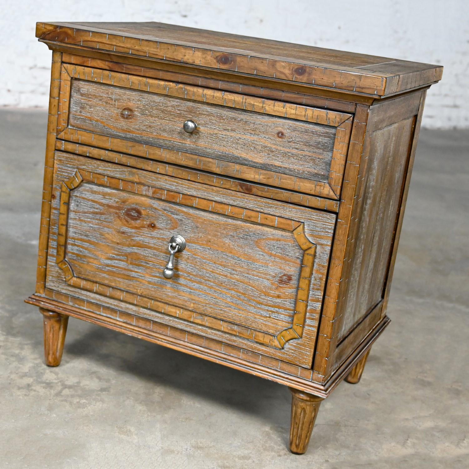 Early 21st Century French Country Rustic Mahogany Nightstand End Table Cabinet For Sale 10