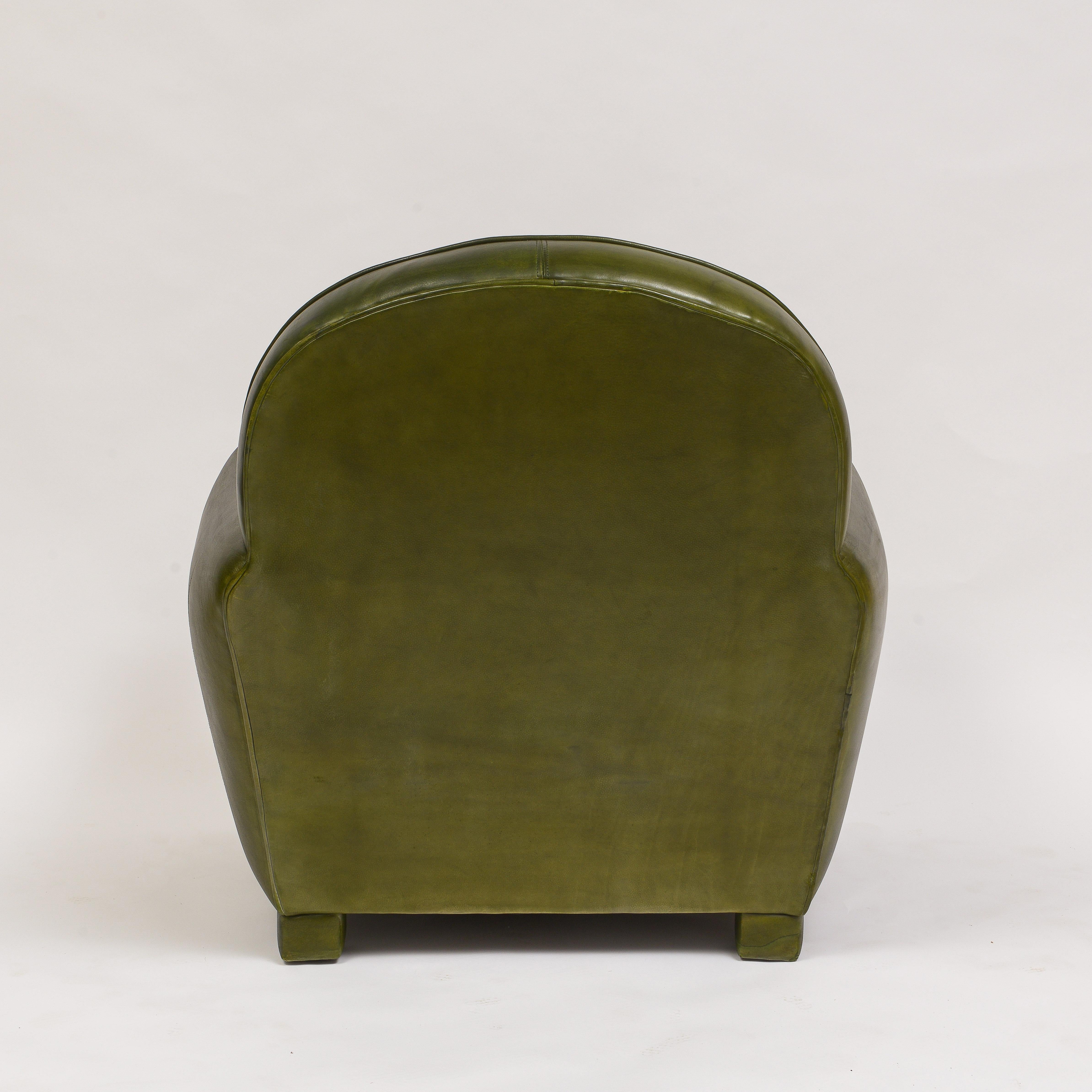 Early 21st Century Green Leather Club Chairs With Ottomans- 4 Pieces For Sale 3