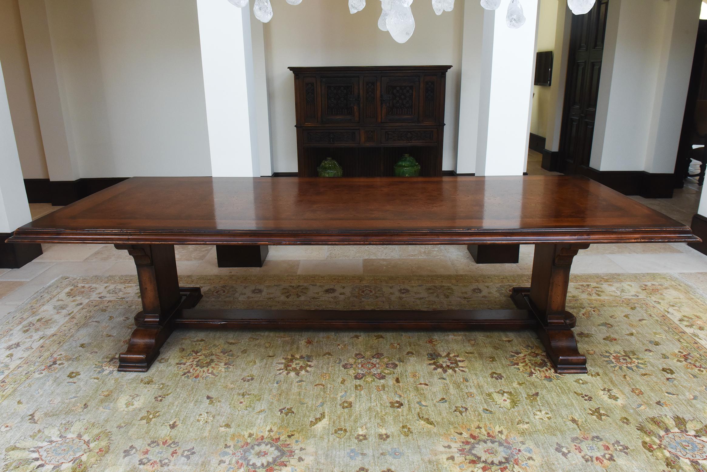 Table de réfectoire italienne en noyer du début du 21e siècle par Bussandri en vente 5