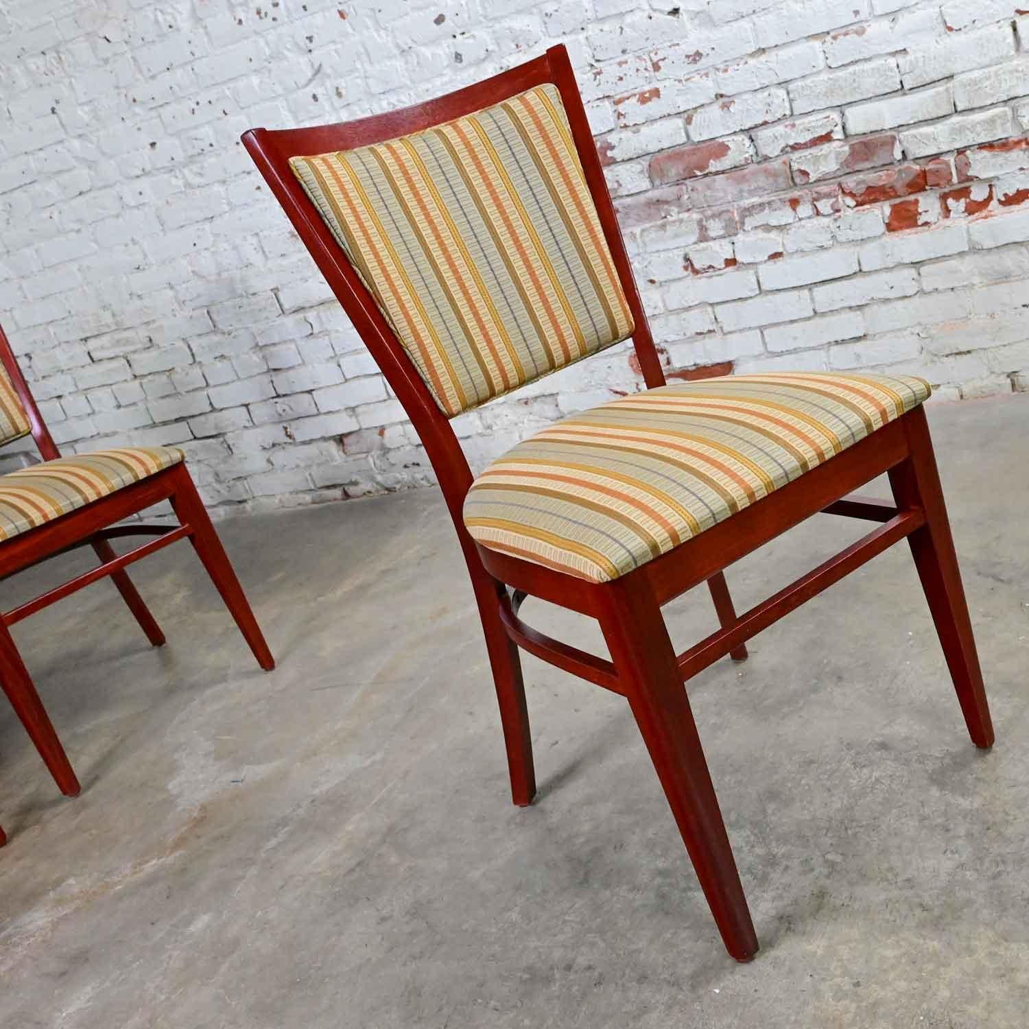 Early 21st Century Modern Grand Rapids Chair Co Variations Coll Dining Chairs In Good Condition For Sale In Topeka, KS