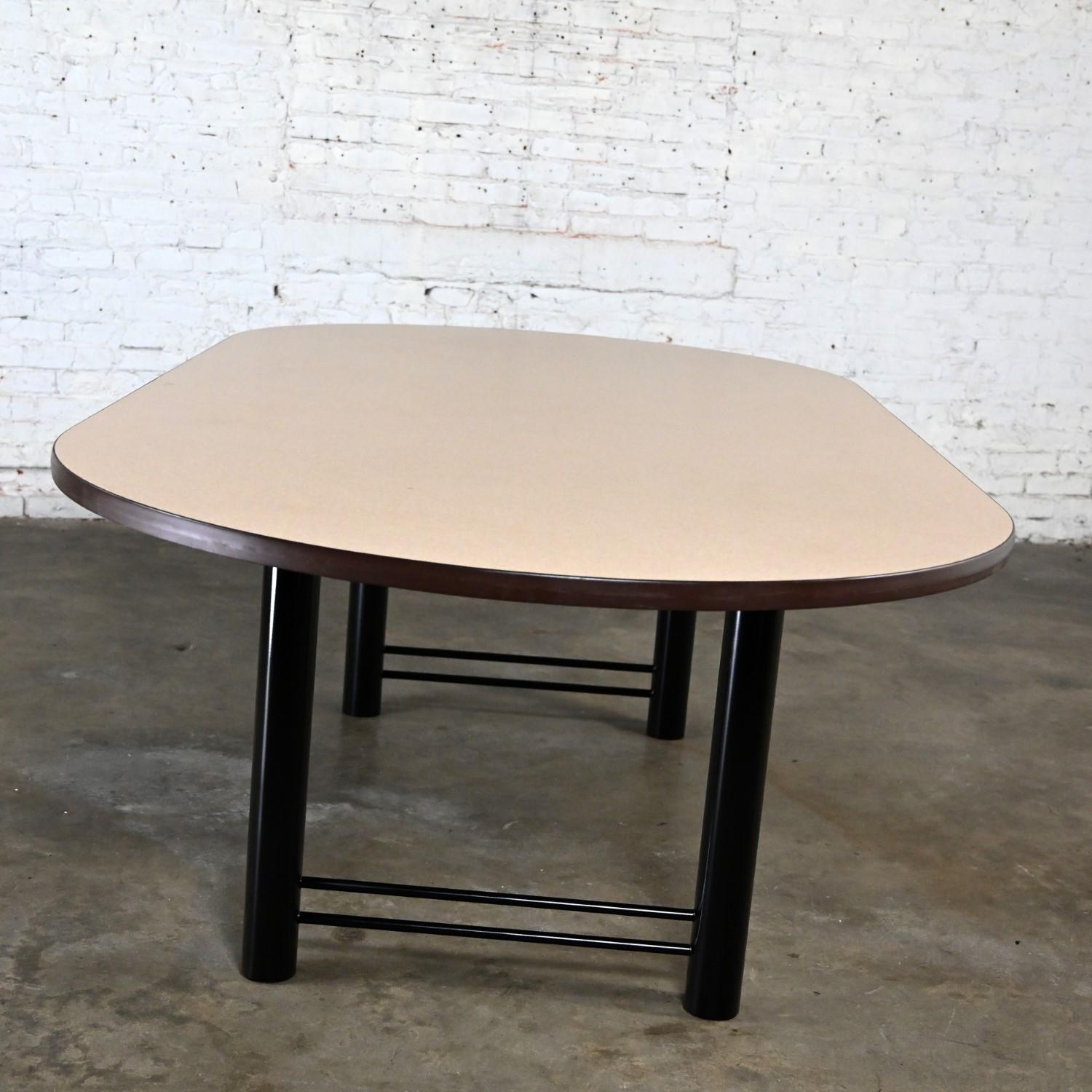 Early 21st Century Modern Surfacetech Racetrack Top Conference or Dining Table 4