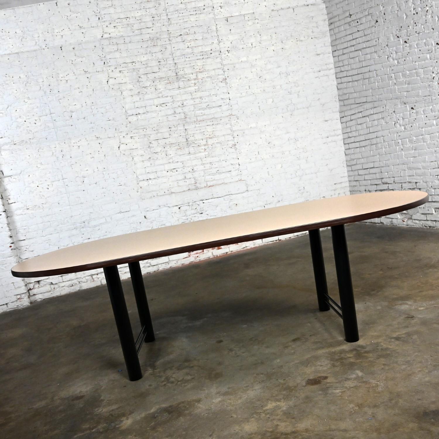 Early 21st Century Modern Surfacetech Racetrack Top Conference or Dining Table 5