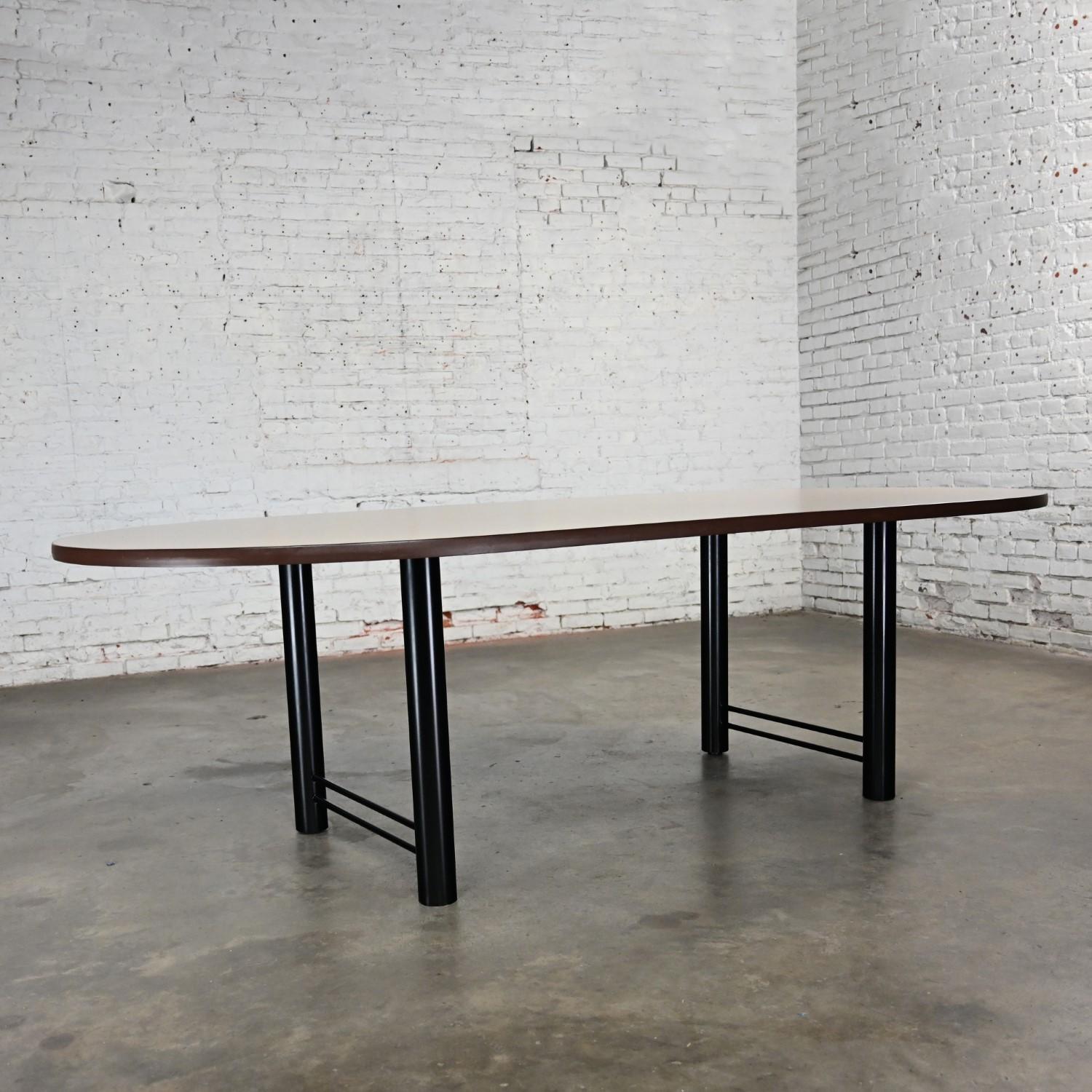 Early 21st Century Modern Surfacetech Racetrack Top Conference or Dining Table 8