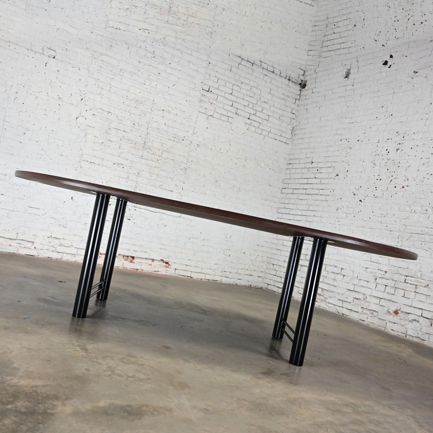 Early 21st Century Modern Surfacetech Racetrack Top Conference or Dining Table 1