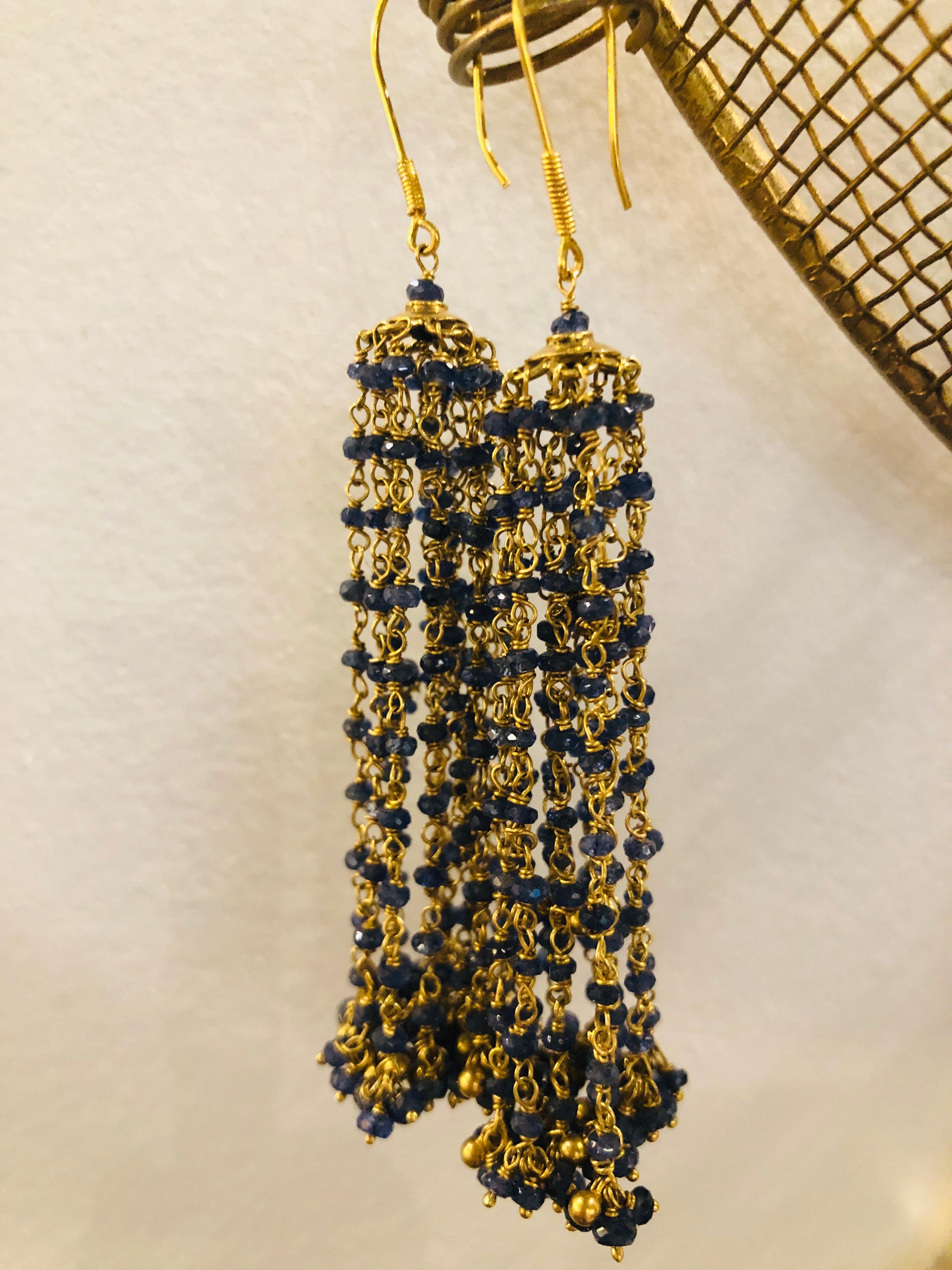 Pair of 18-Karat Yellow Gold and Blue Sapphire Chandelier Tassel Earrings For Sale 2