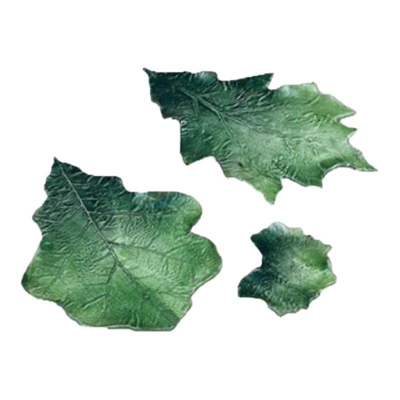Early 21st Century Vietri Hand-Crafted Italian Porcelain Leaf Set- 3 Pieces For Sale