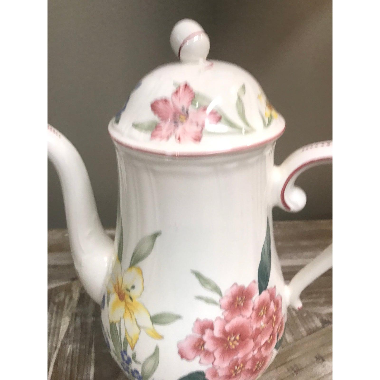 Tedesco Caffettiera Villeroy & Boch Flora Bella dell'inizio del XXI secolo in vendita
