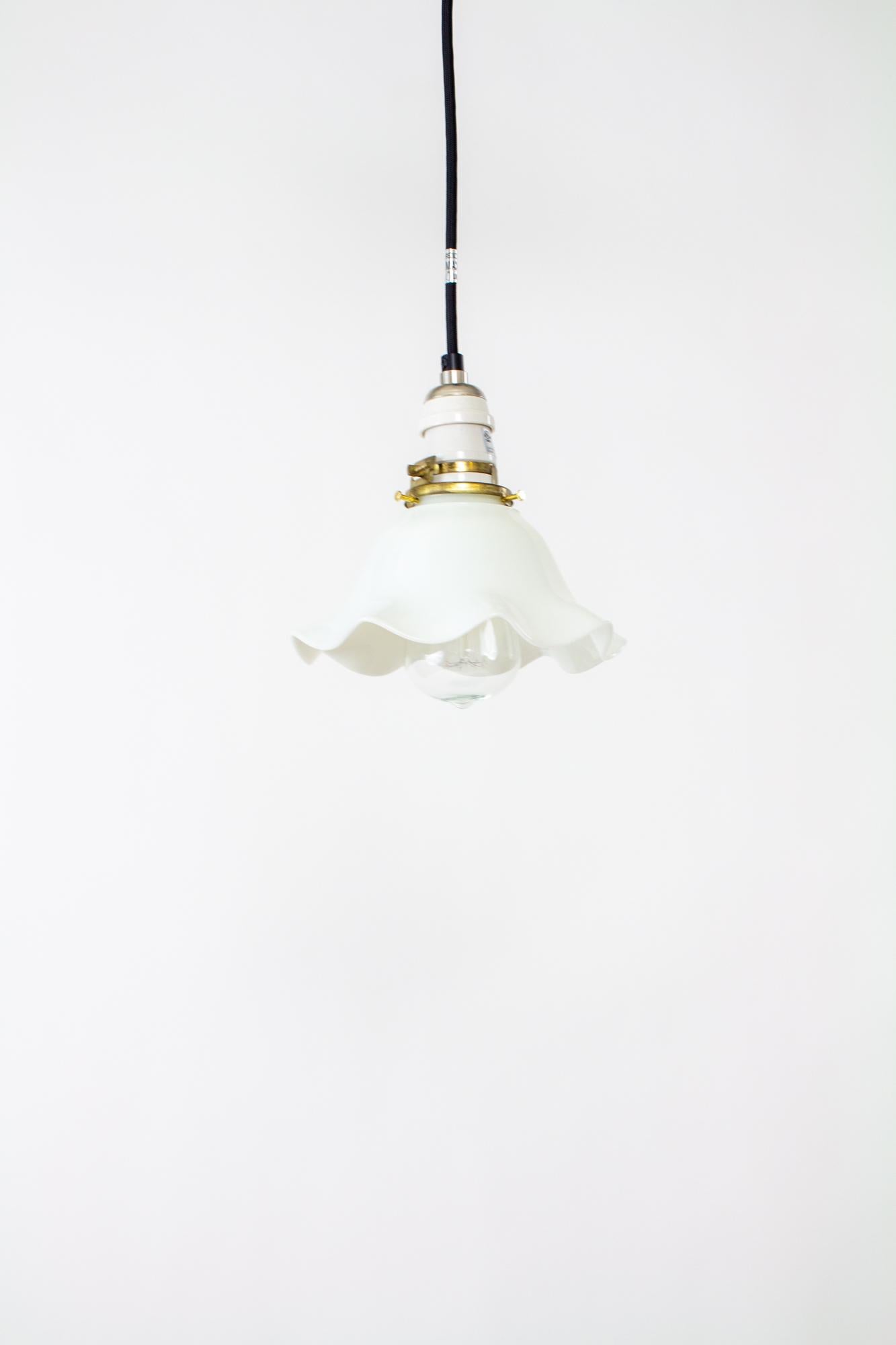 20th Century Early 29th Century Frilly White Milk Glass Pendant For Sale