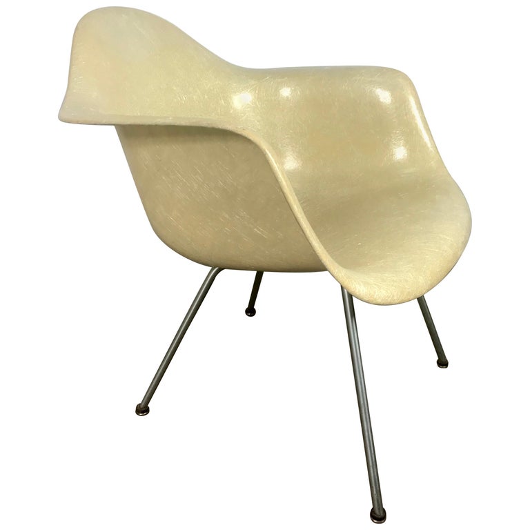 Early 2nd Generation X Base Translucent Arm Shell Lounge Chair by