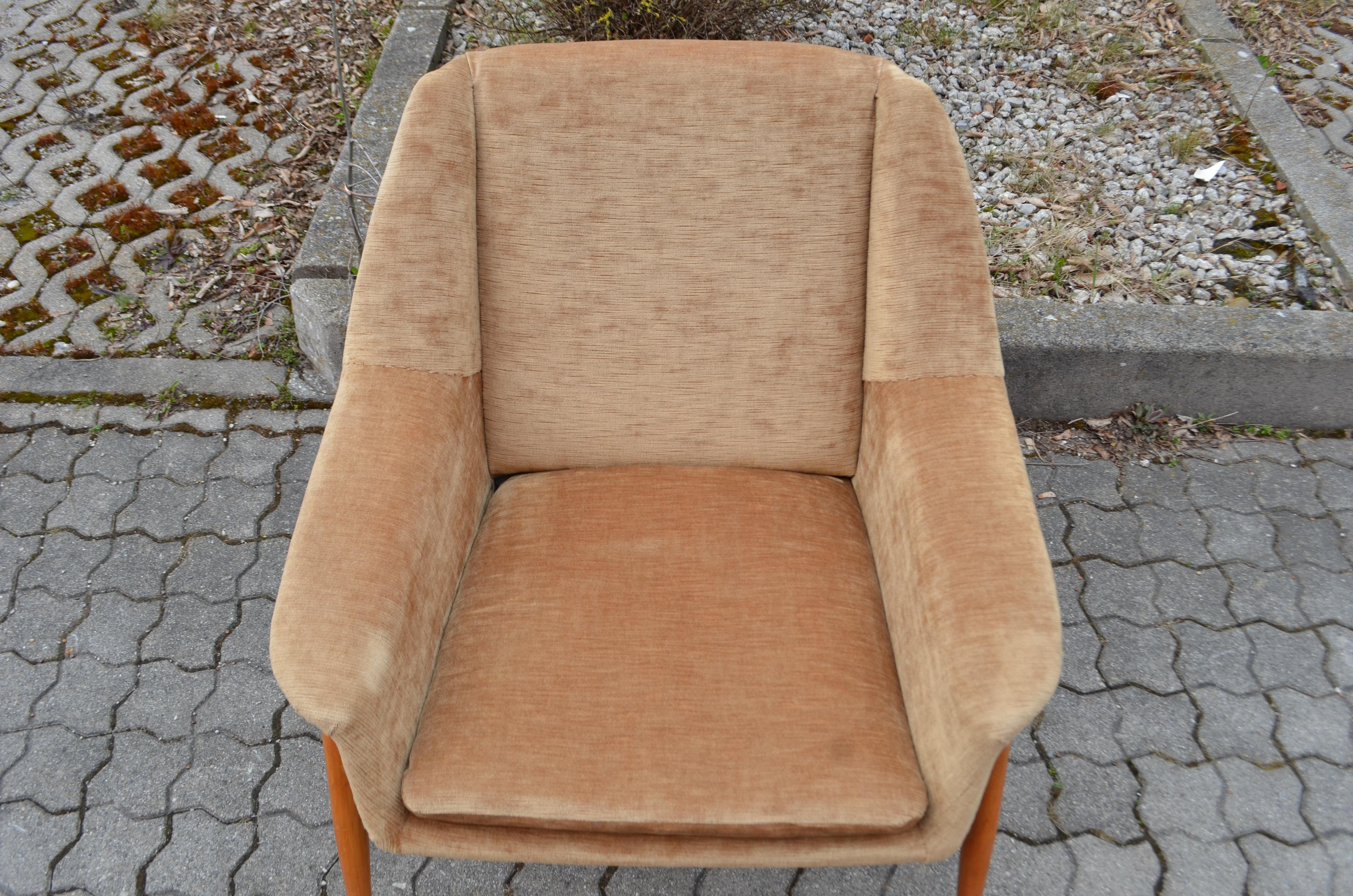 Mid-20th Century Early 50ties Cassina Easy Lounge Chair Model 854 Set of 2  For Sale
