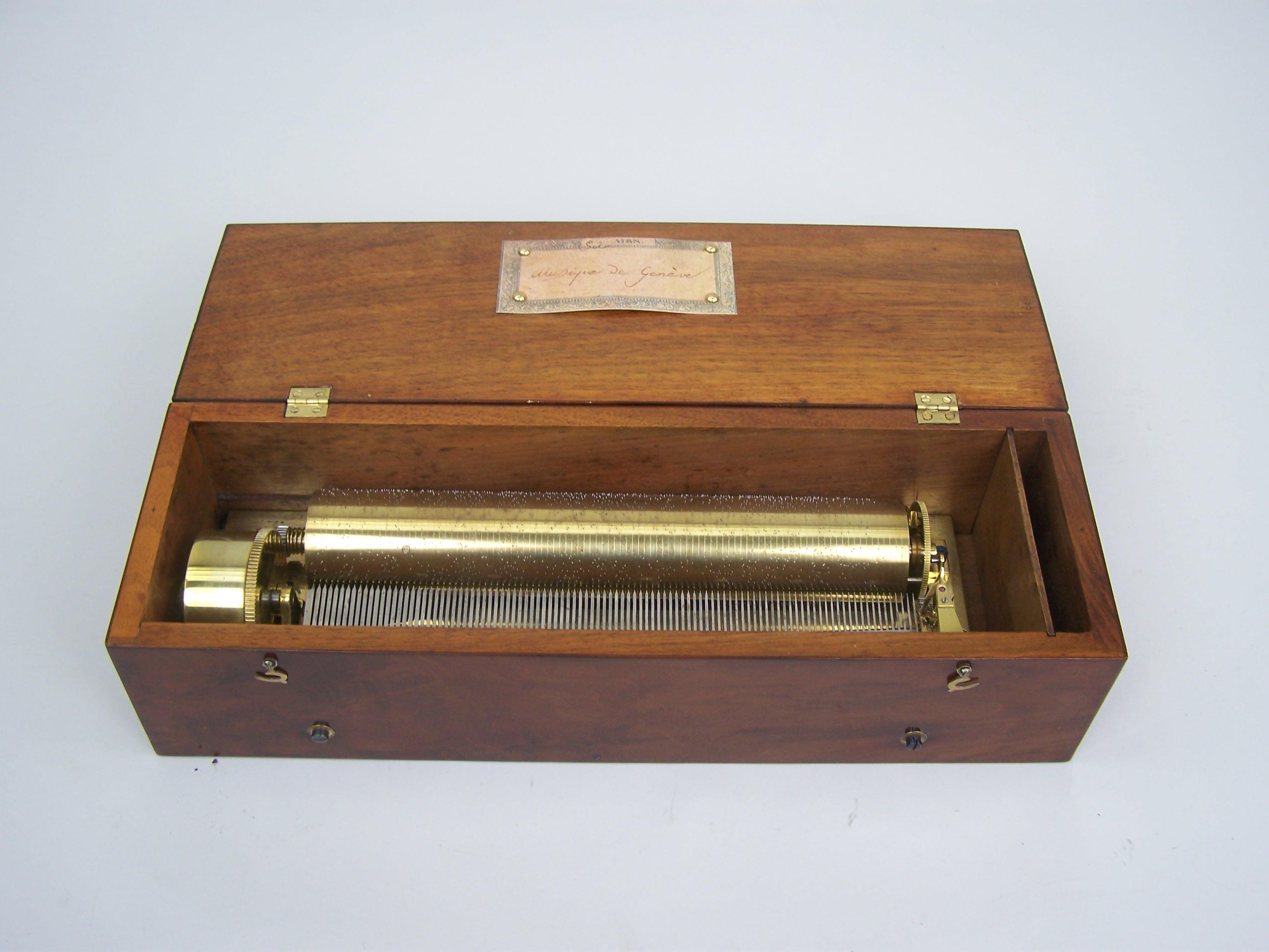 Early Victorian Music Box with Exposed Controls playing 6 tune probably by Lecoultre For Sale
