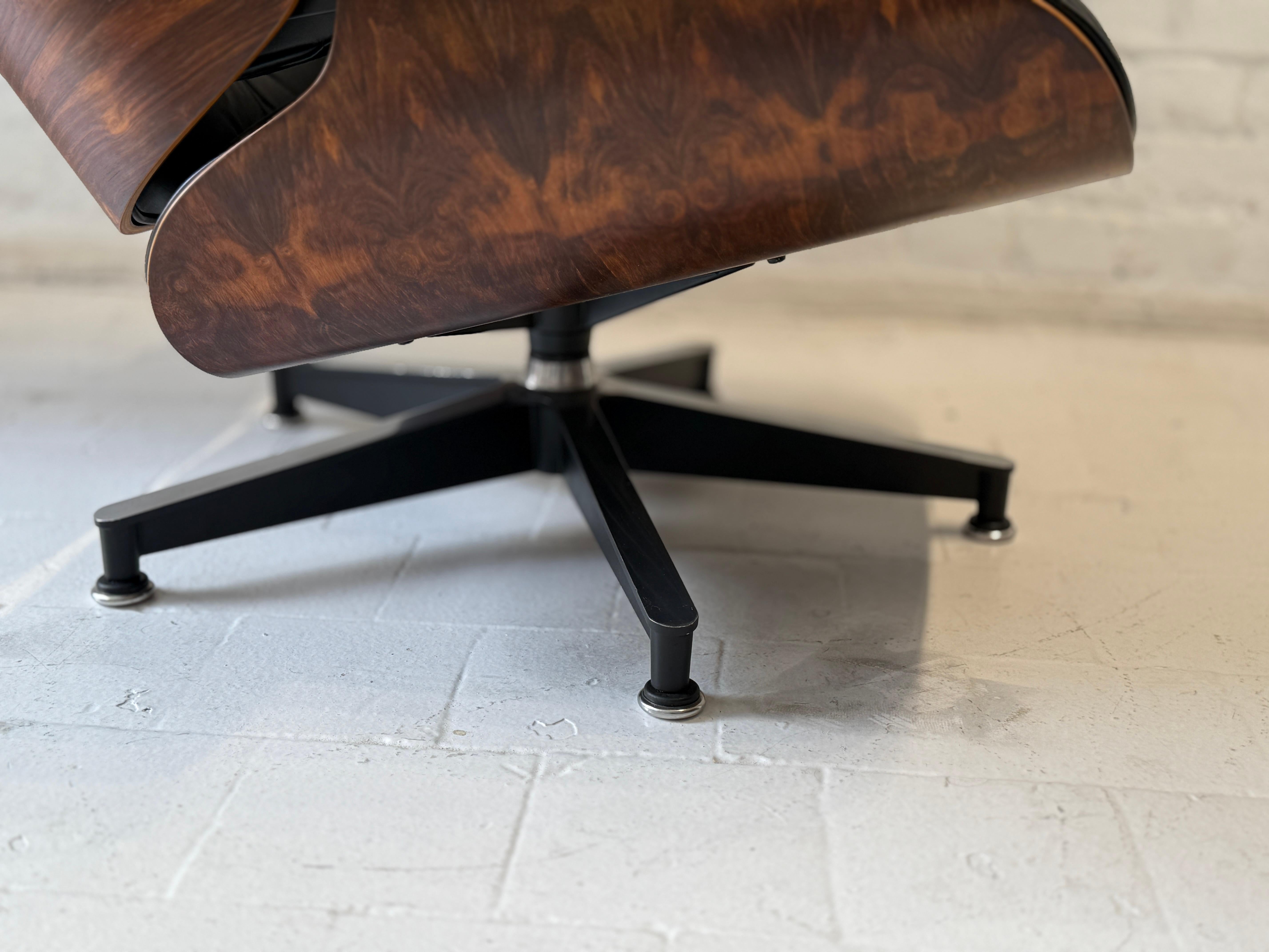 Herman Miller mid 70's Brazilian rosewood Eames lounge chair  670 671  in LONDON For Sale 11