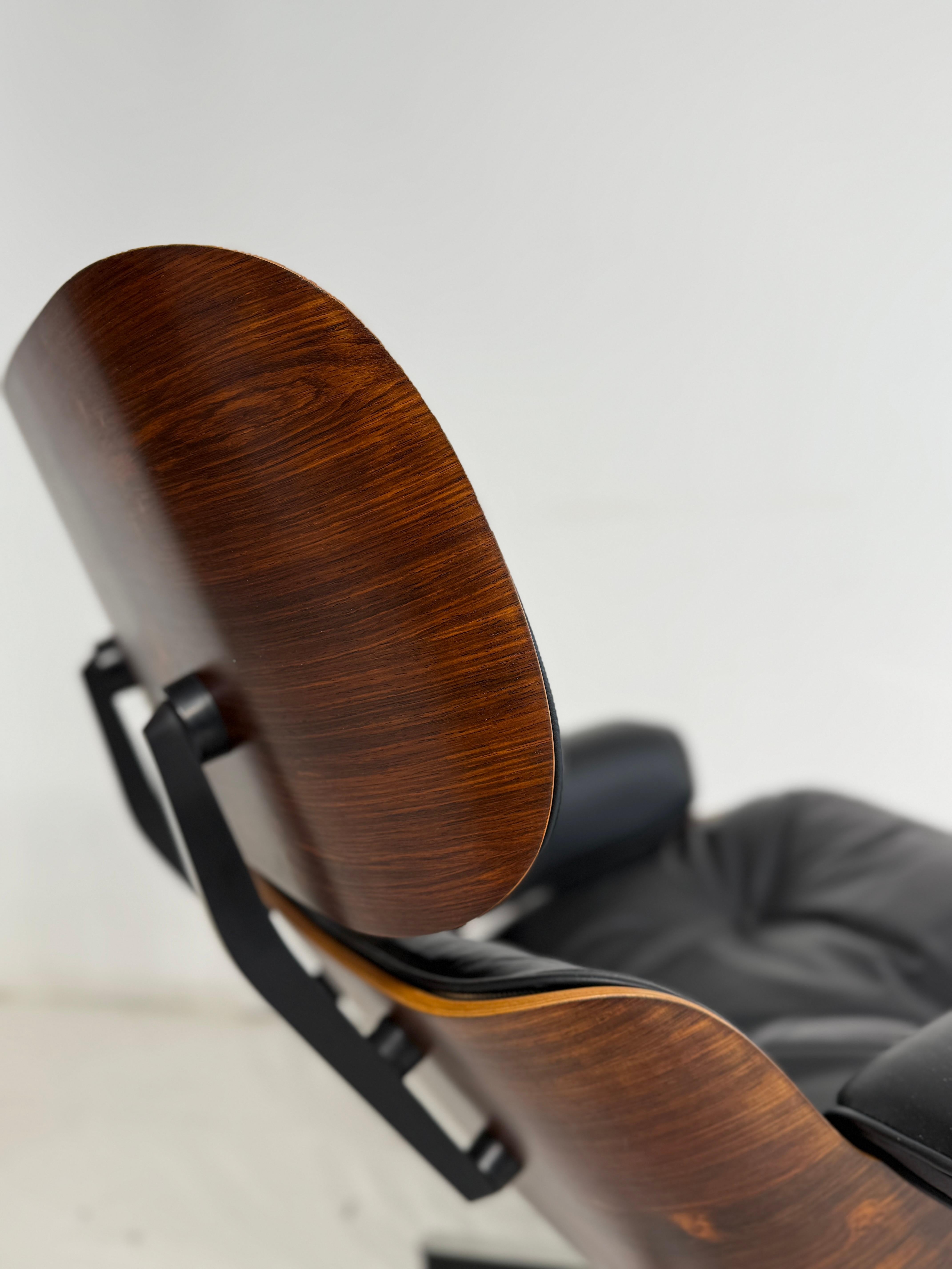 Herman Miller mid 70's Brazilian rosewood Eames lounge chair  670 671  in LONDON For Sale 2