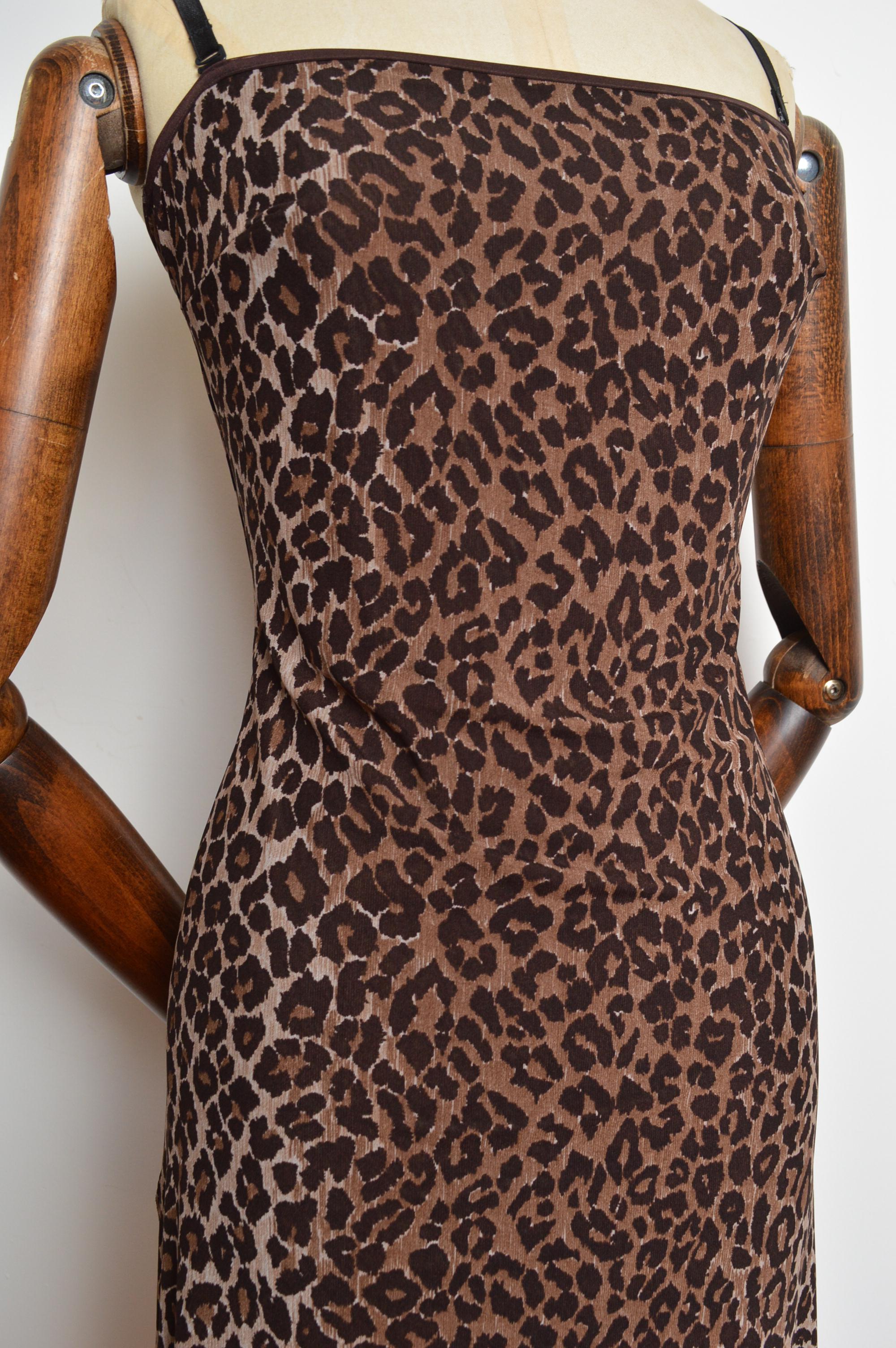 Dolce & Gabbana, abito a sottoveste con stampa leopardata dei primi anni '90 in vendita 3