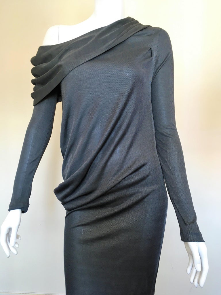 Early Alexander McQueen Joan Of Arc 1998 Gray Asymmetric Cape Collar Cowl  Dress For Sale at 1stDibs | alexander mcqueen schwarz samt