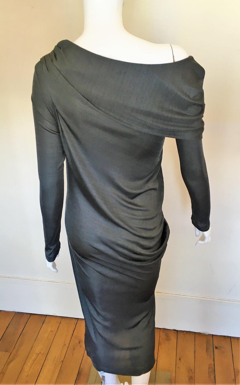 Early Alexander McQueen Joan Of Arc 1998 Gray Asymmetric Cape Collar Cowl  Dress For Sale at 1stDibs | alexander mcqueen schwarz samt
