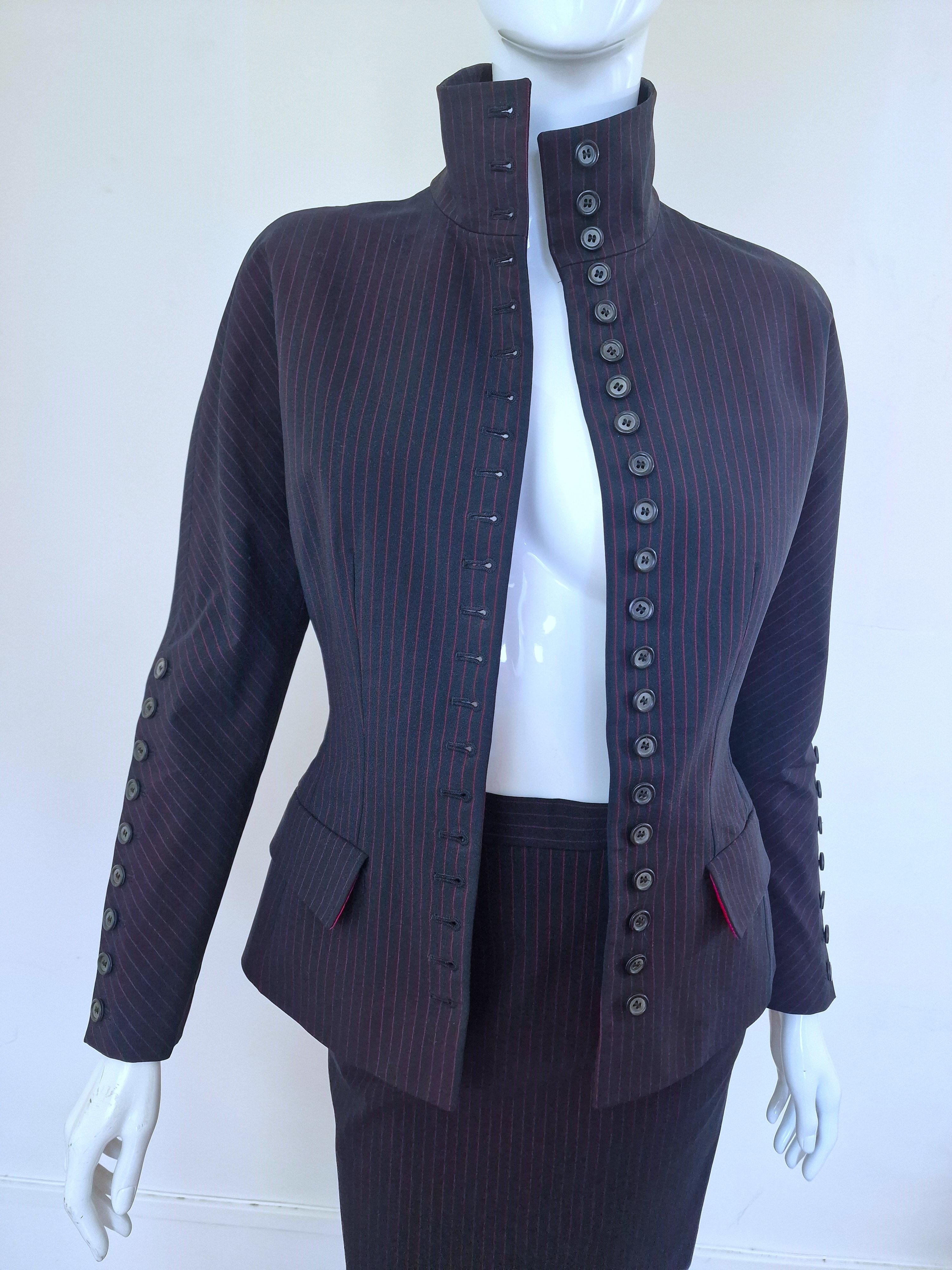 Early Alexander McQueen Joan of Arc Cape 1998 AW98 Runway Collar Dress Suit  en vente 15