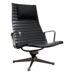 Early Aluminum Group Chair by Charles and Ray Eames for Herman Miller Early Aluminum Group Chair by Charles and Ray Eames for Herman Miller