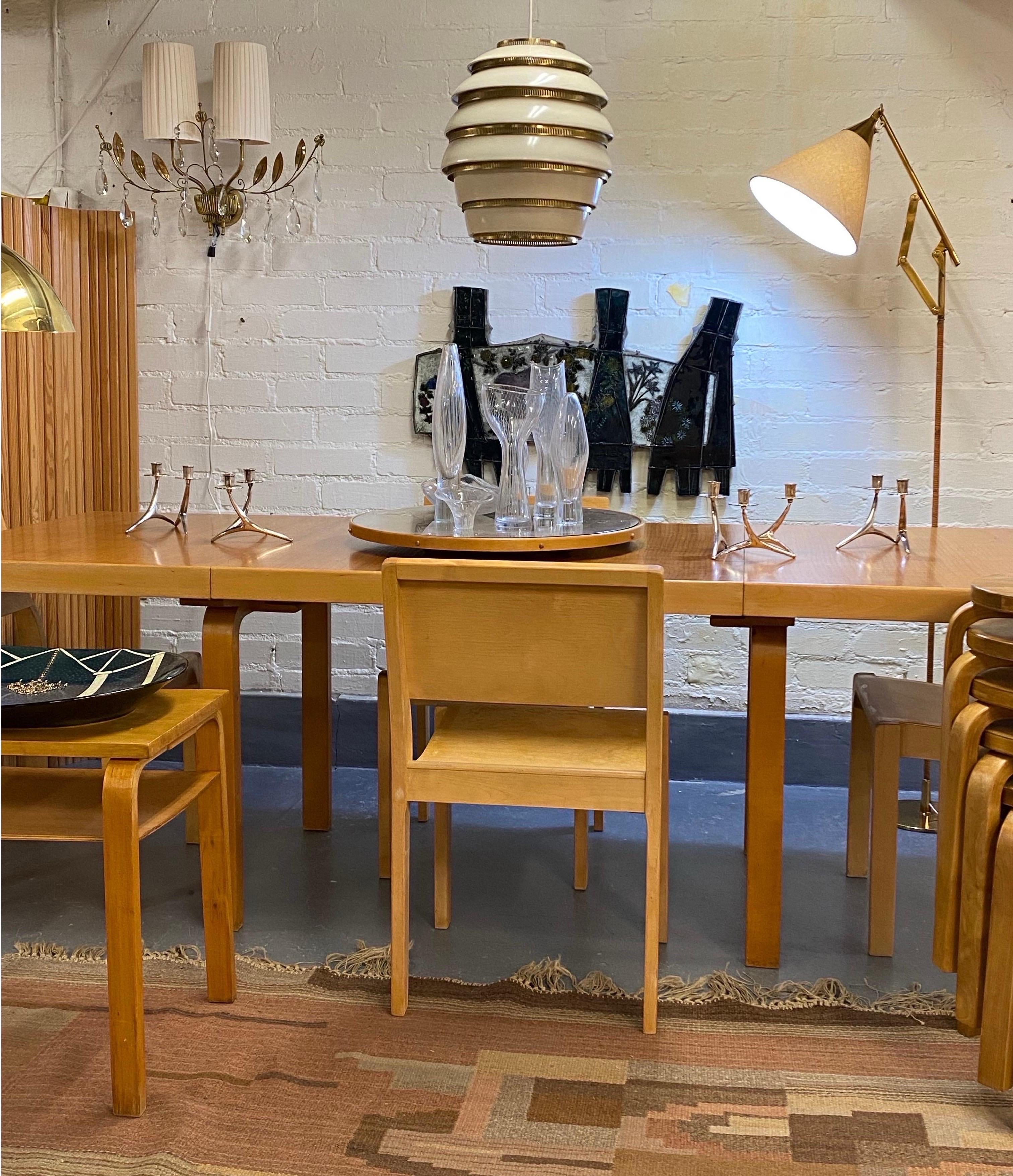 Ciondolo ad alveare Alvar Aalto A332 in bianco e ottone, Valaistustyö anni '50 in vendita 2