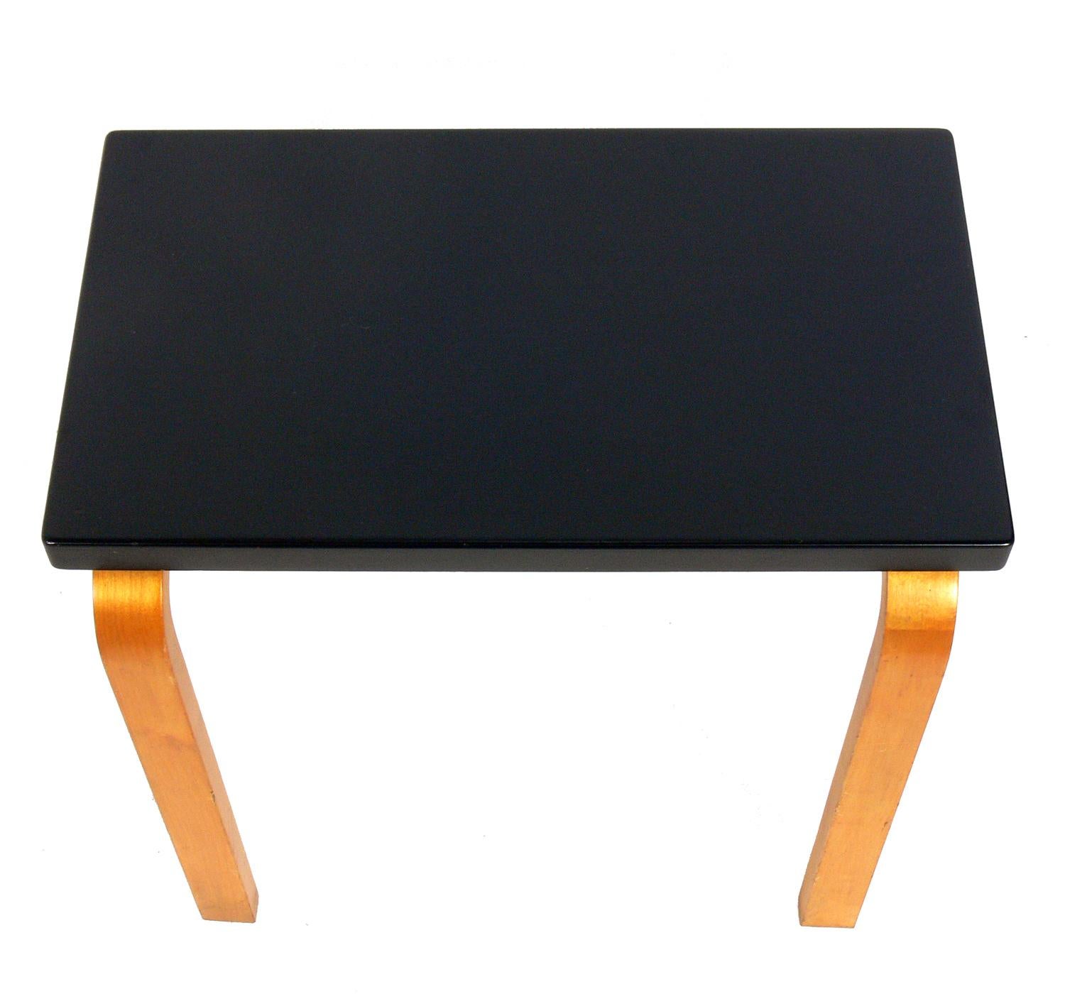Mid-Century Modern Table des débuts d'Alvar Aalto pour Finmar en vente