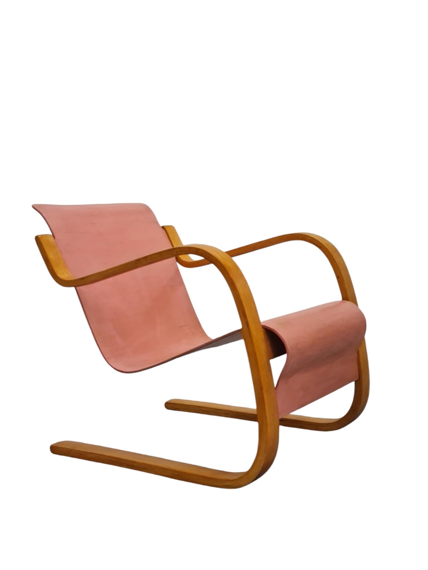 Early Alvar Aalto Spring Chair Model 31 in Pink and Bent Wood, Artek 1930s 8