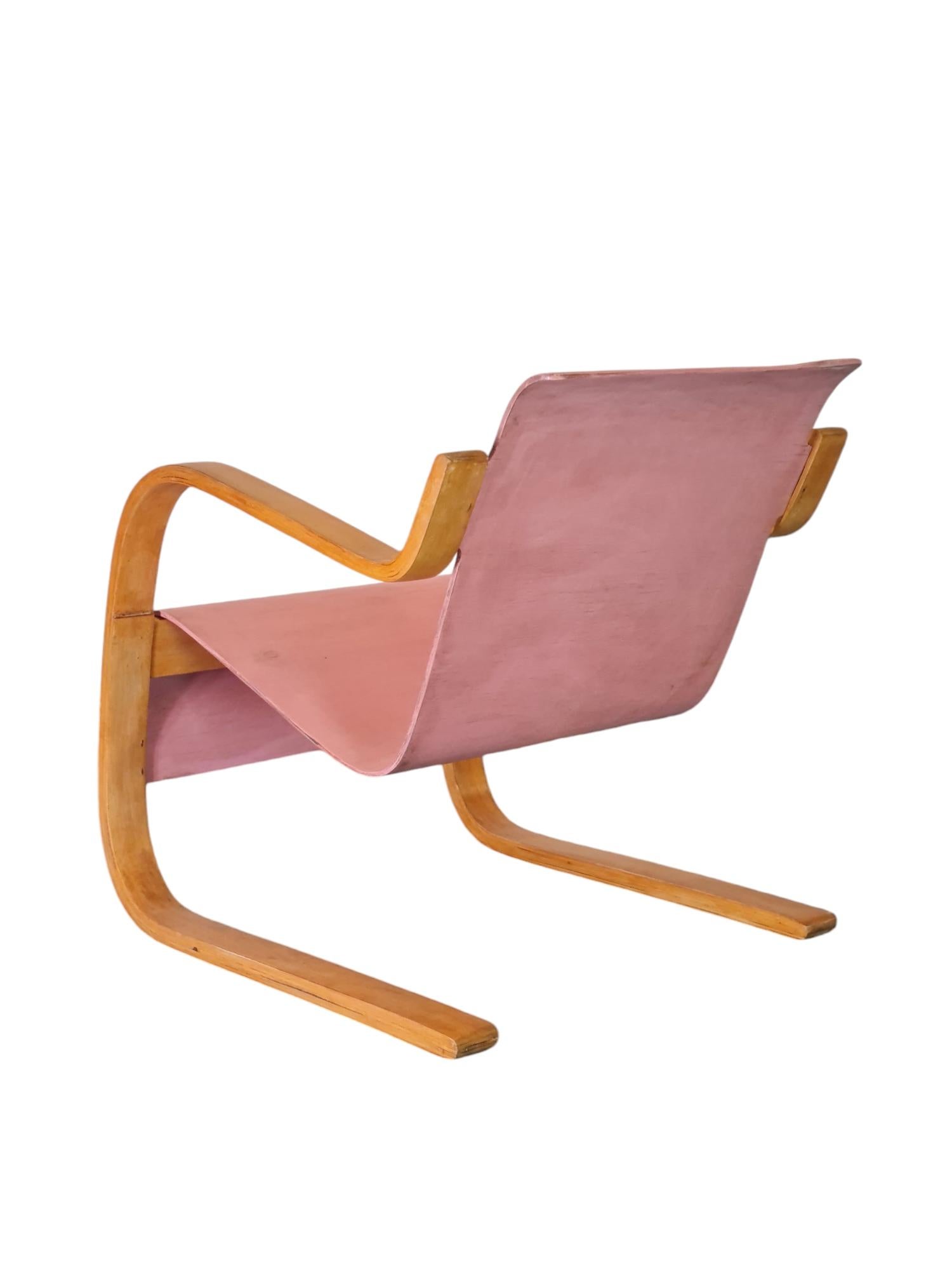 Finnish Early Alvar Aalto Spring Chair Model 31 in Pink and Bent Wood, Artek 1930s