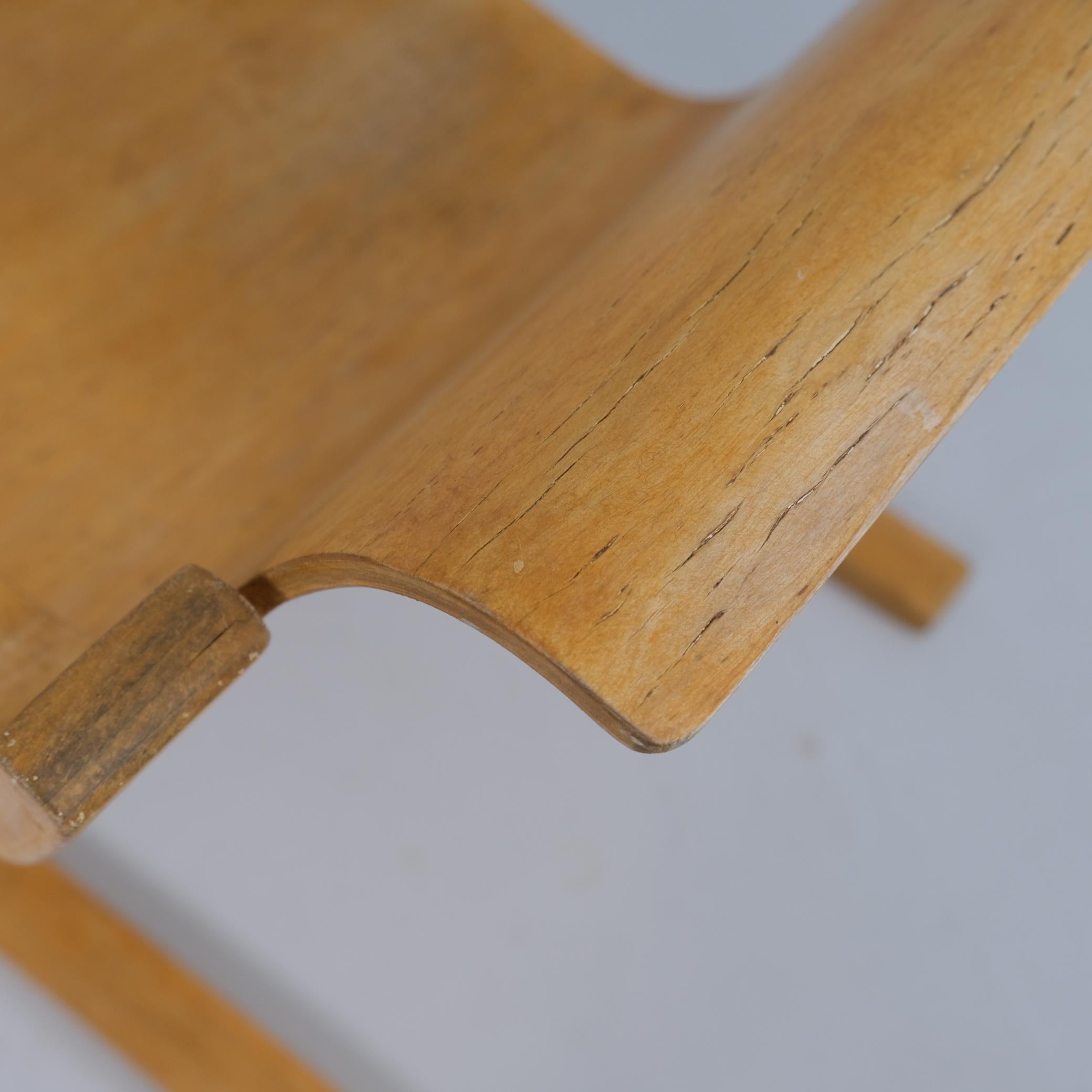 Milieu du XXe siècle Early Alvar Aalto Spring Chair Model 42, Silver Birch and Birch, Artek 1950s en vente