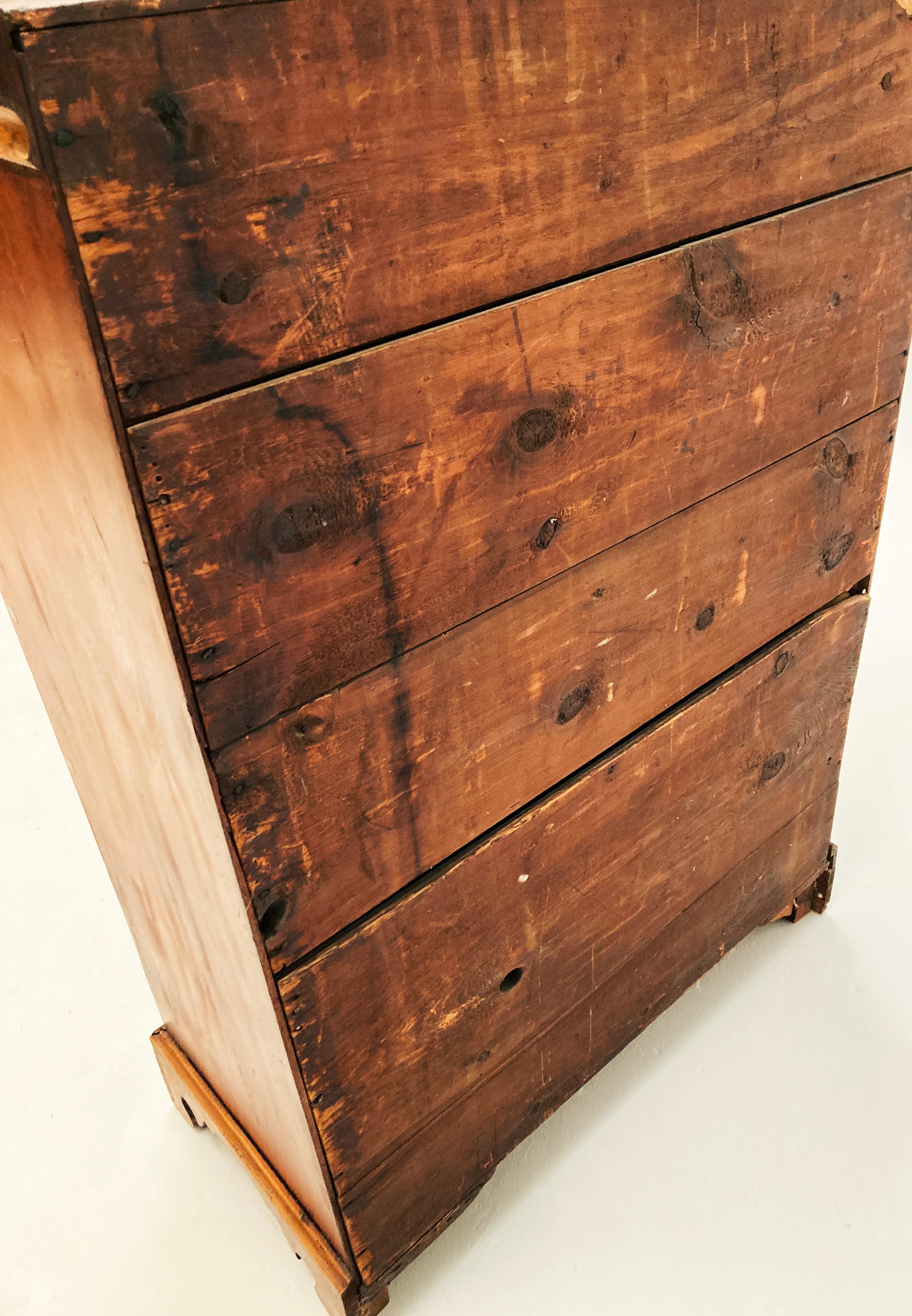 Early American 18th Century Chippendale Tiger Maple Tall Chest of Drawers For Sale 5