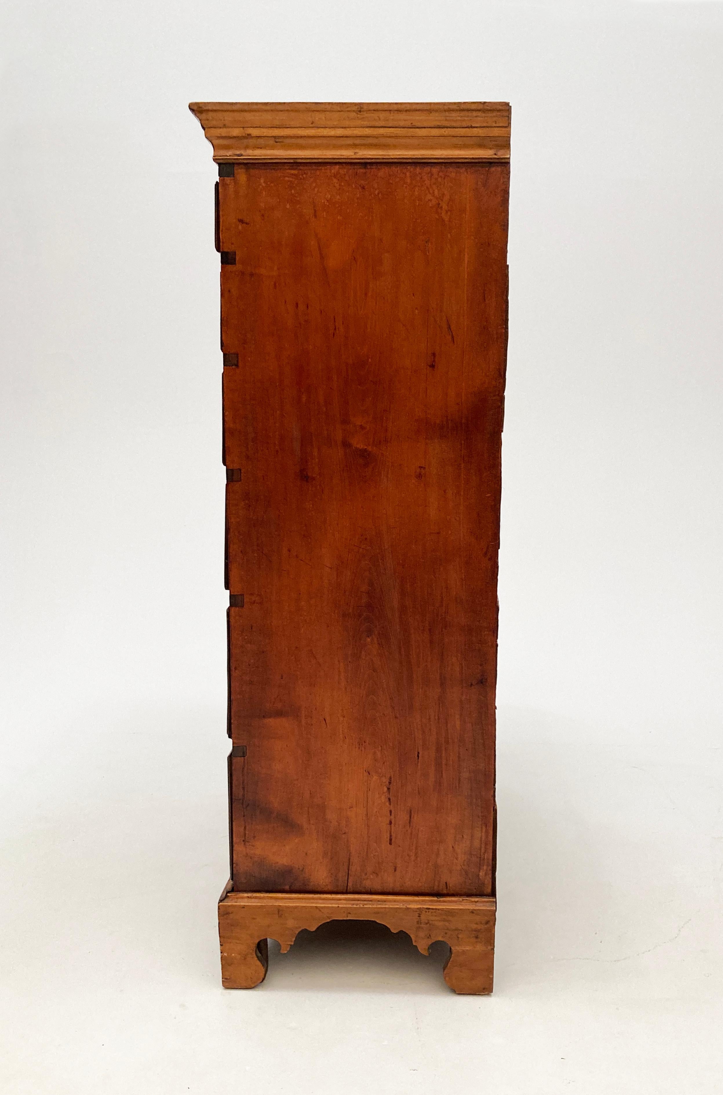 Early American 18th Century Chippendale Tiger Maple Tall Chest of Drawers For Sale 9