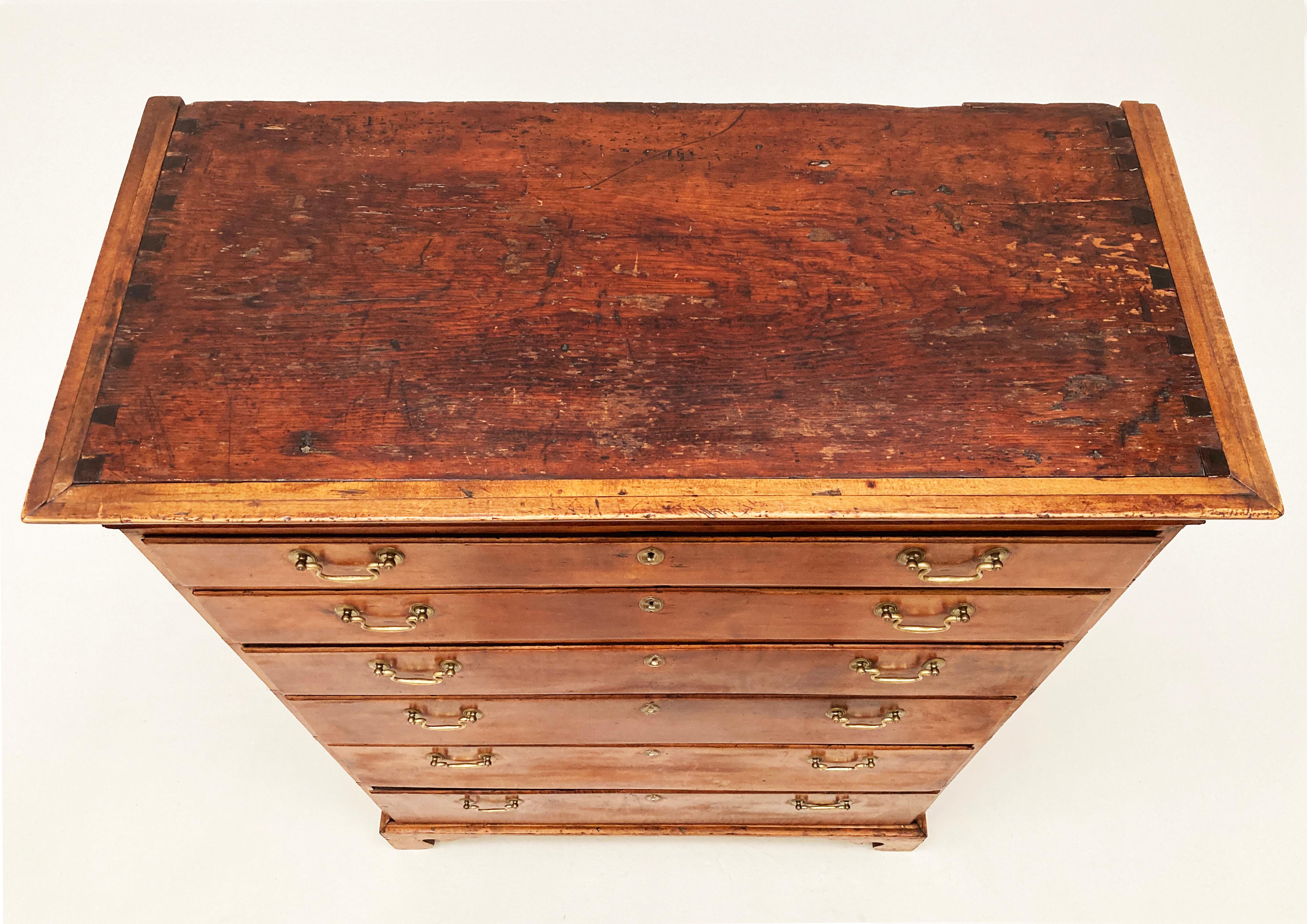 Early American 18th Century Chippendale Tiger Maple Tall Chest of Drawers For Sale 3