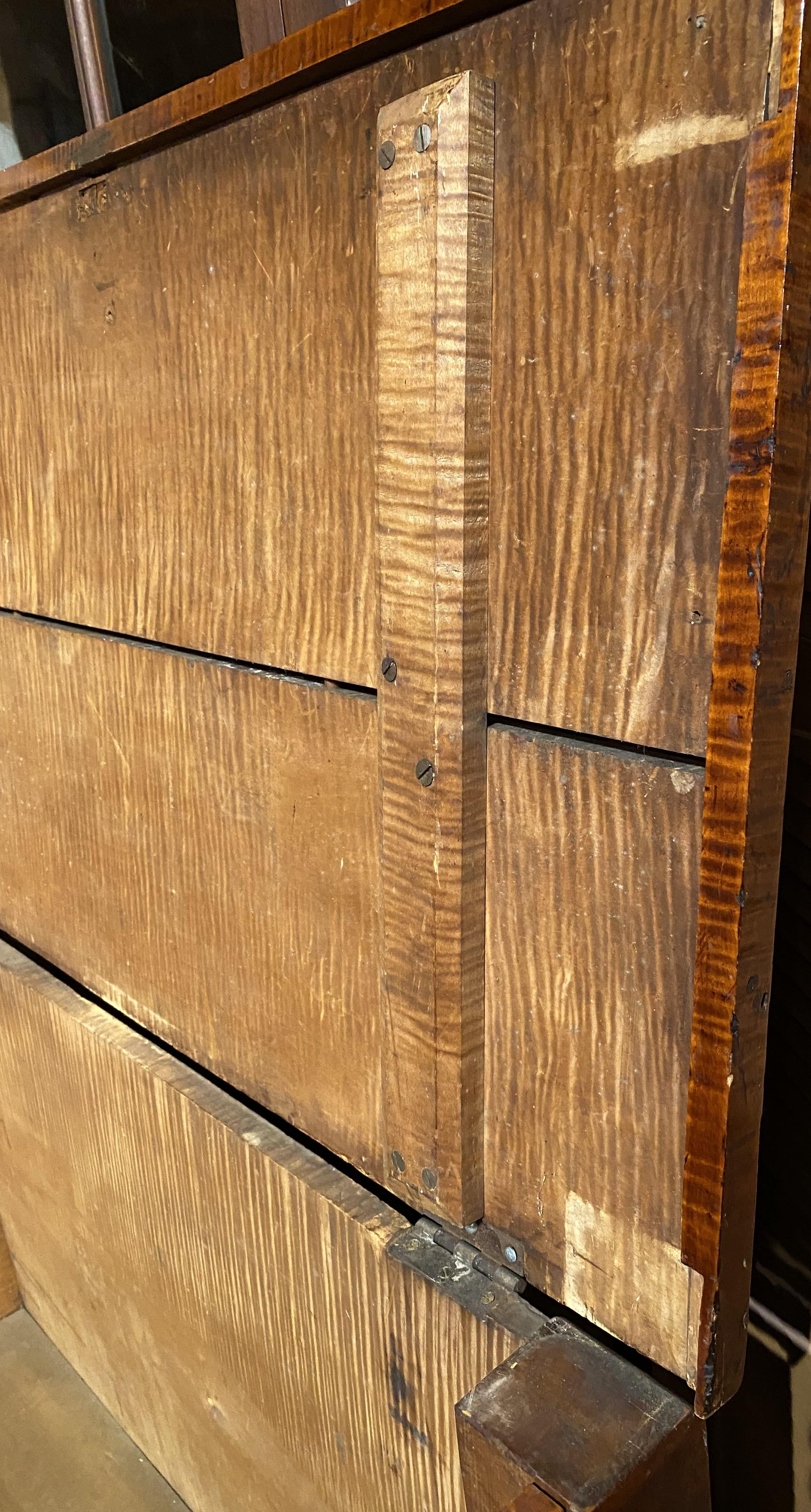 Cassapanca per coperte o cassetta per legna da ardere di Sheraton Tiger dell'inizio del XIX secolo. in vendita 3