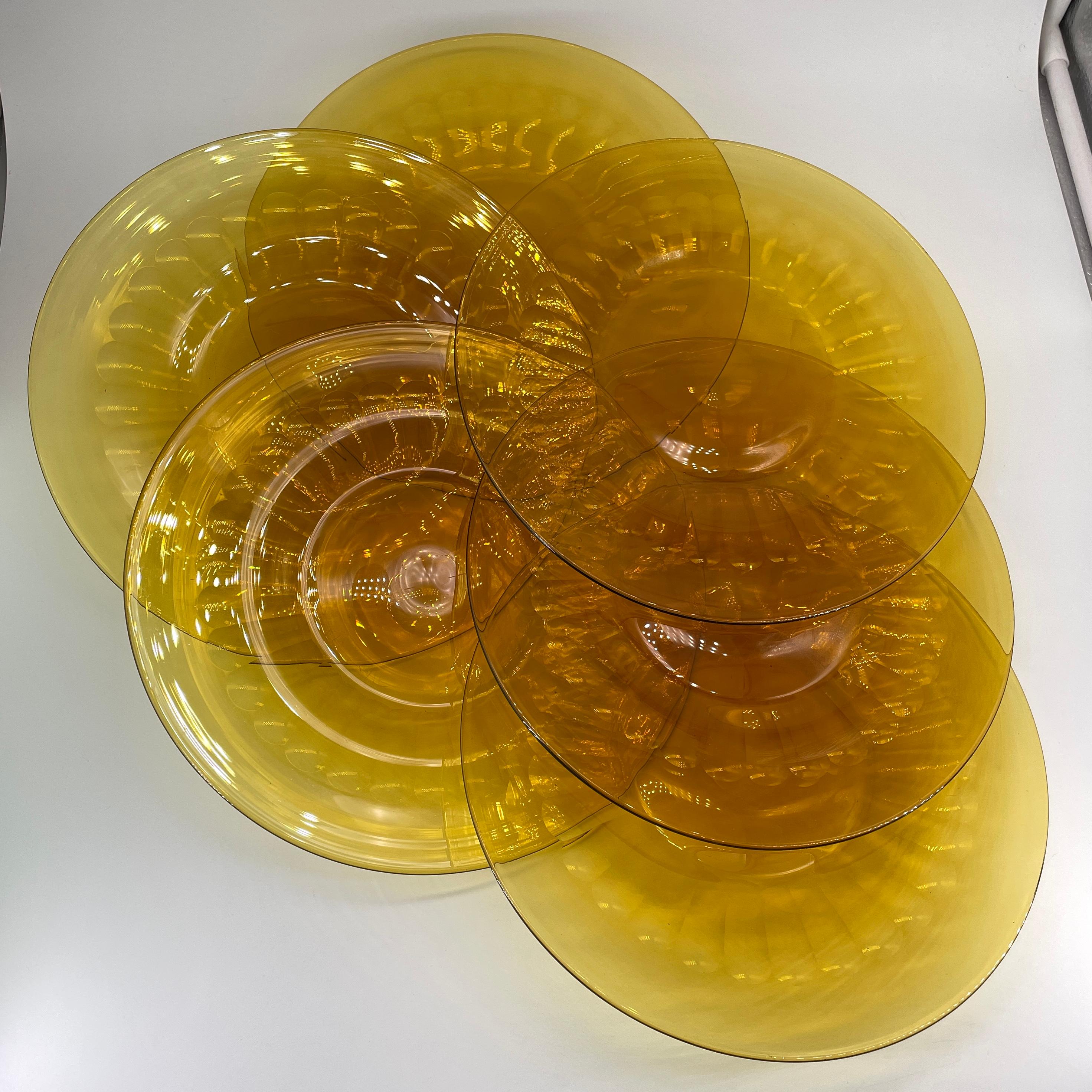 Cristal de vidrio ámbar americano temprano? Platos Espectaculares Victorianos Grabados Op Art 6 en venta 7